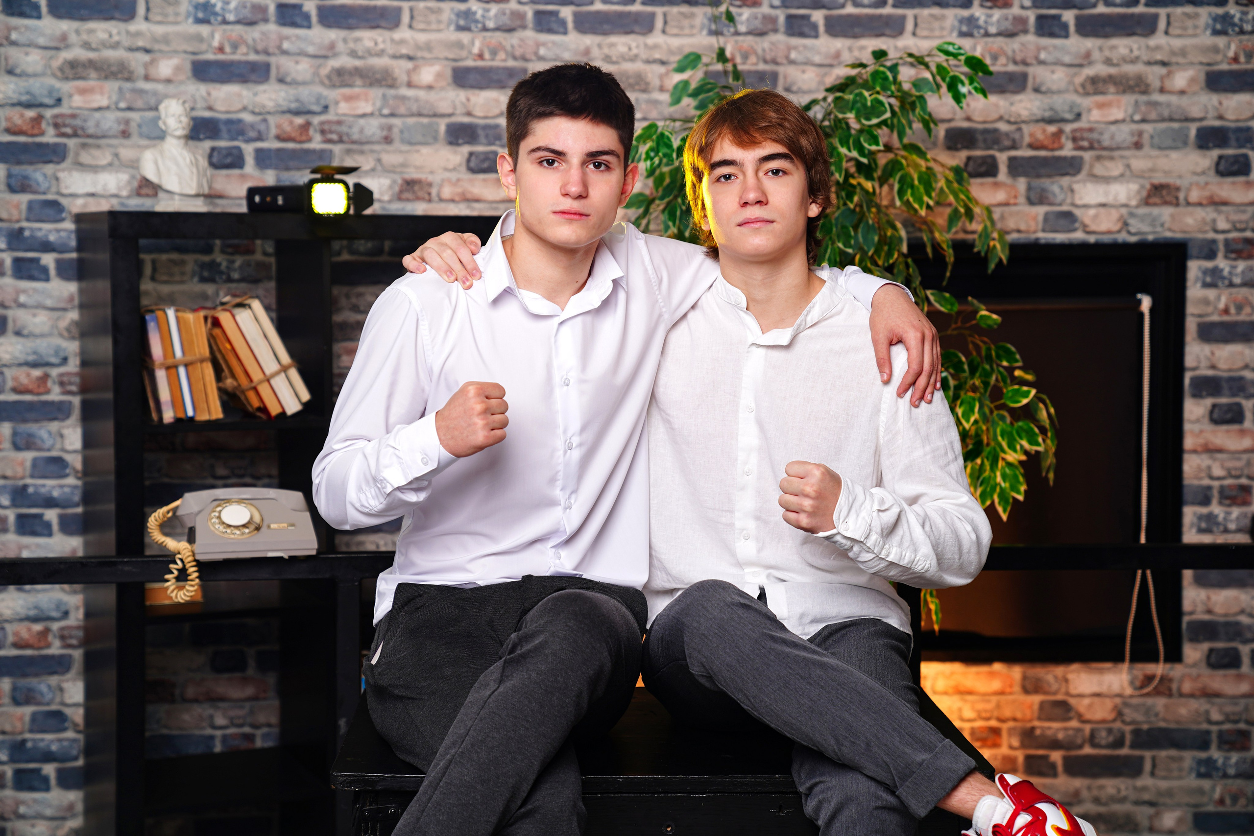 Мелкие группы / старшие классы. MEMENTO.Выпускные альбомы, школьные, юбилейные и другие книги. Ростов-на-Дону