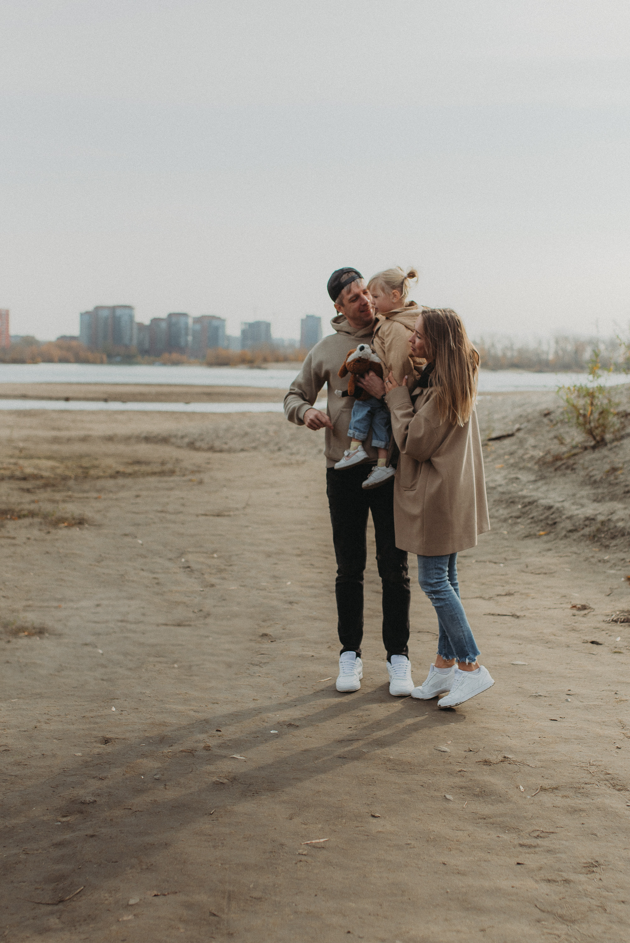 Настя, Рома и Николь. Семейный и детский фотограф в Новосибирске и Краснообске — Анна Ким