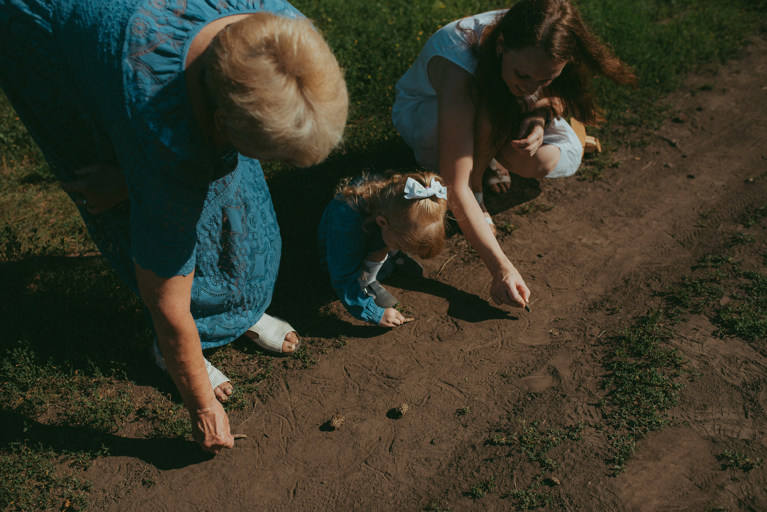 Ира, Верочка и любимая бабушка Валя. Семейный и детский фотограф в Новосибирске и Краснообске — Анна Ким