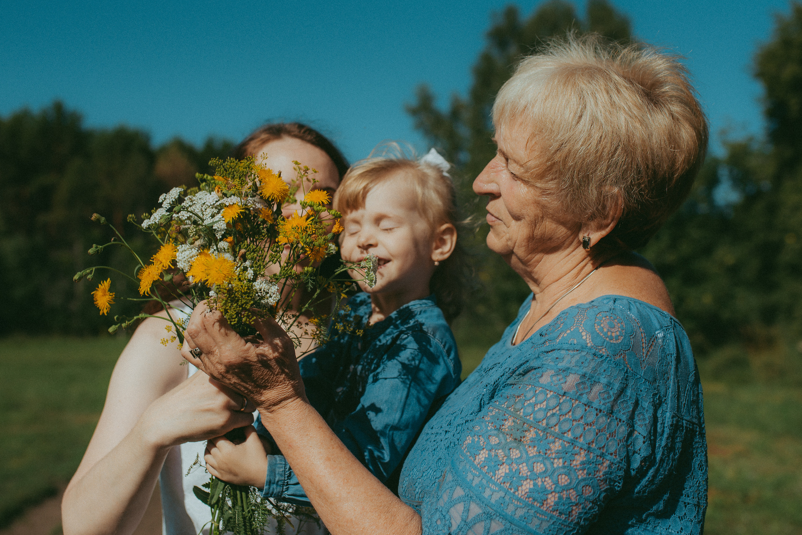 Ира, Верочка и любимая бабушка Валя. Семейный и детский фотограф в Новосибирске и Краснообске — Анна Ким