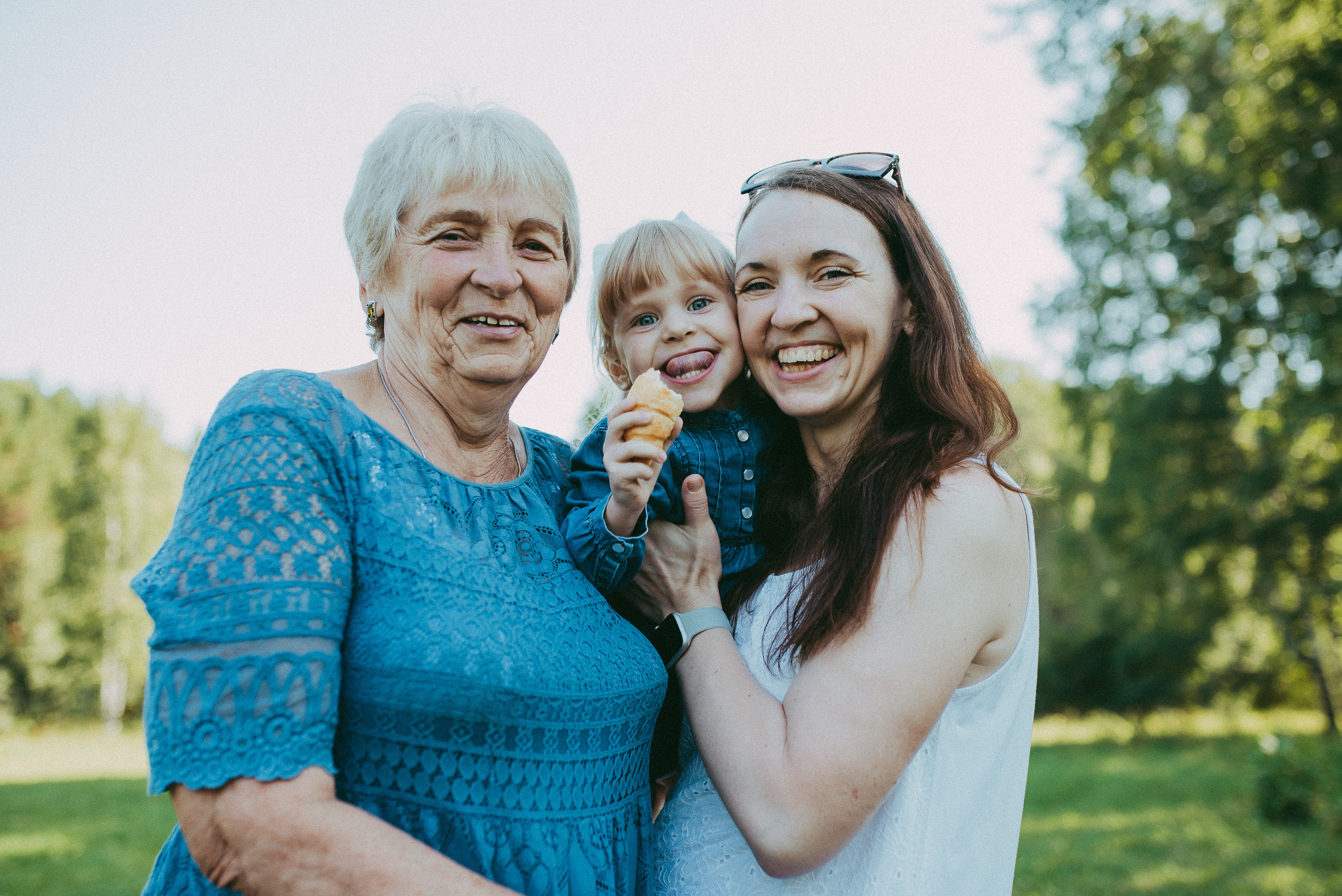 Ира, Верочка и любимая бабушка Валя. Семейный и детский фотограф в Новосибирске и Краснообске — Анна Ким