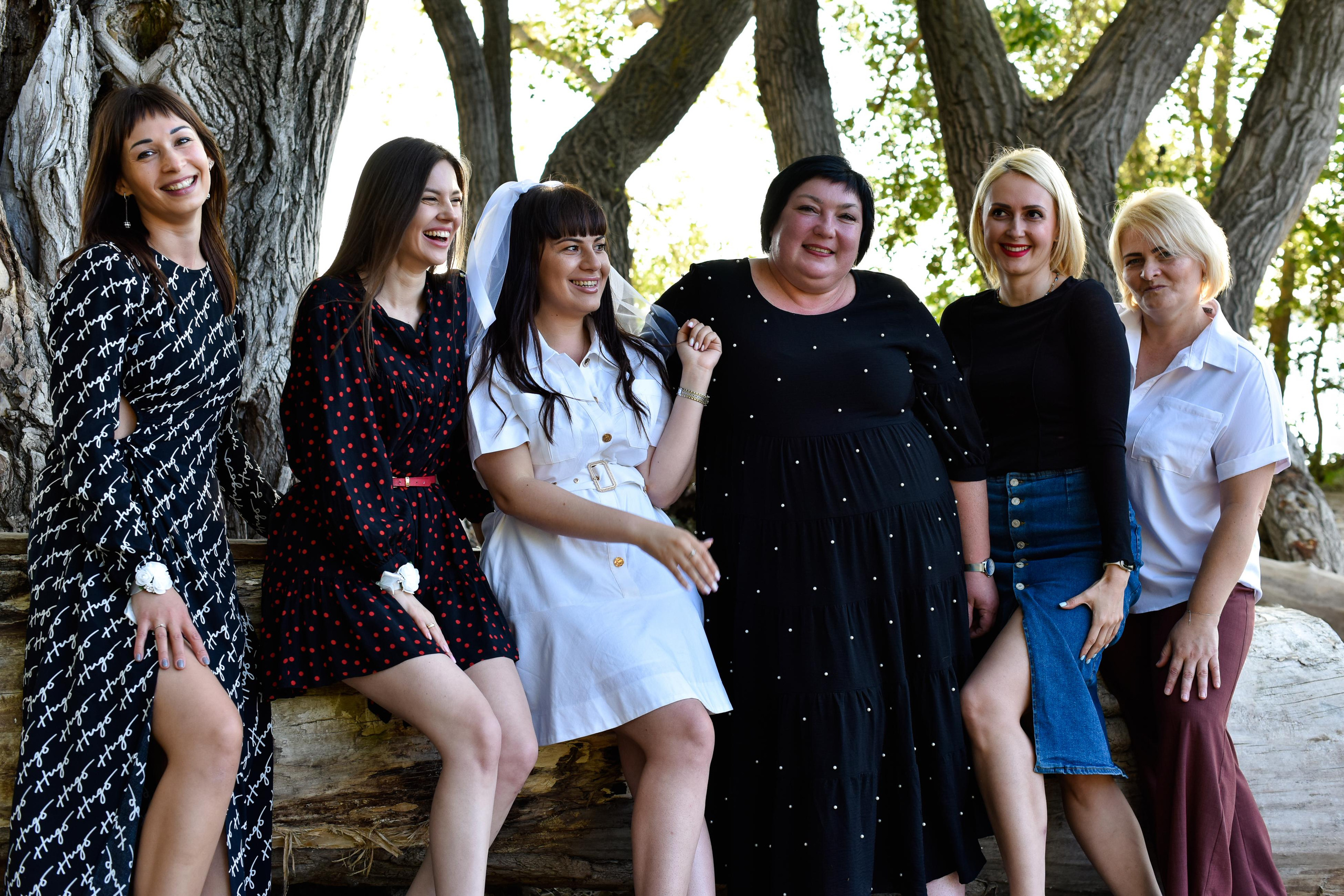 Девичник Лауры