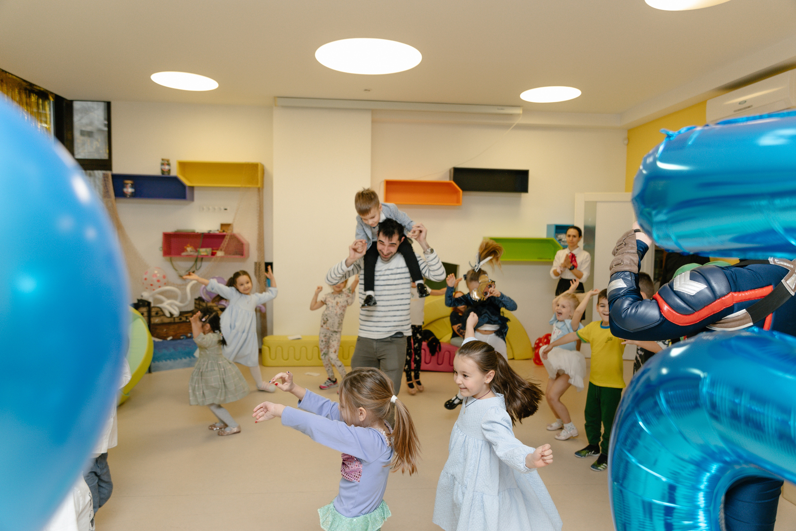 Доминик. Главная