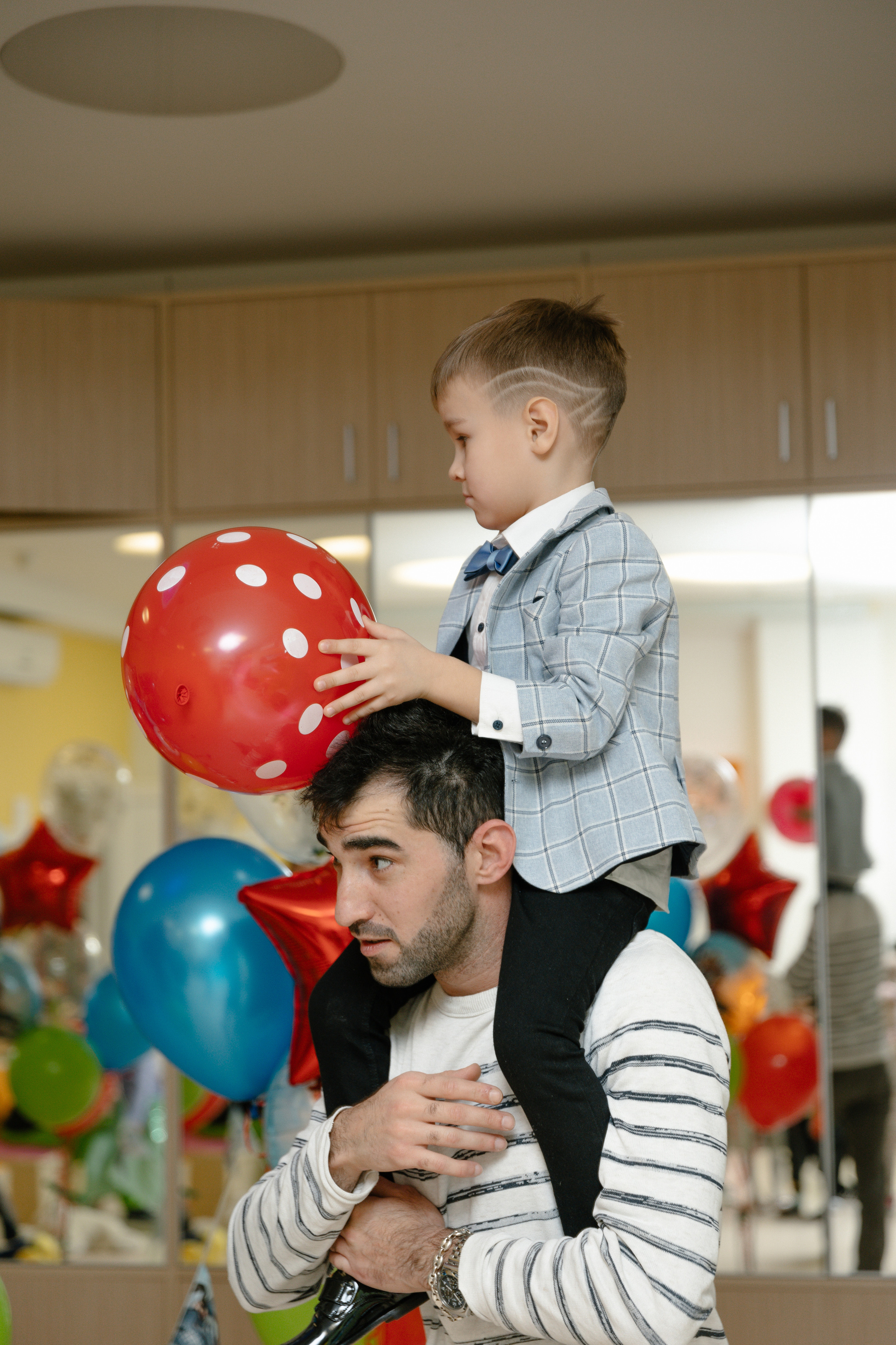 Доминик. Главная