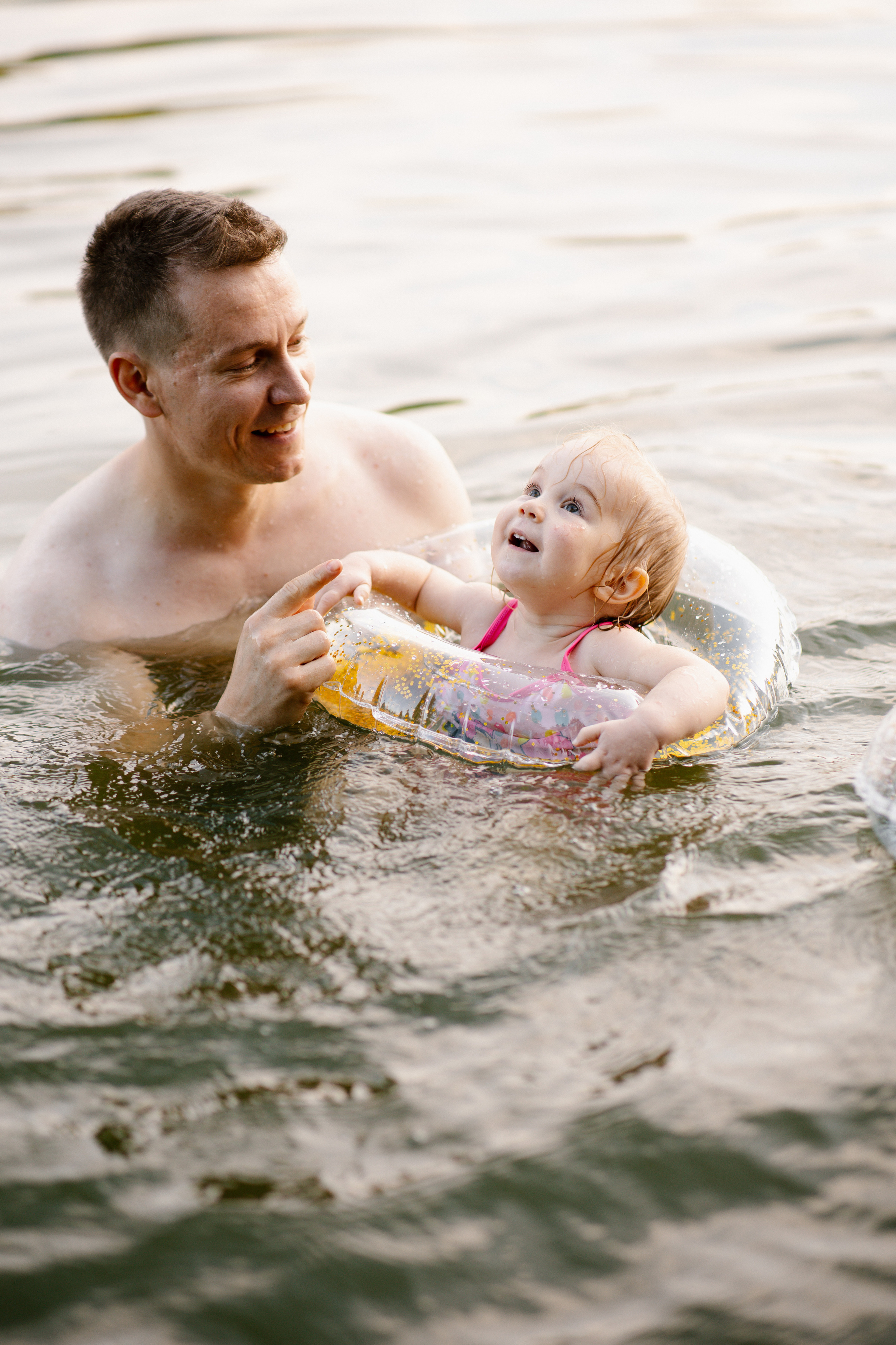 Анюта-Володя. Главная