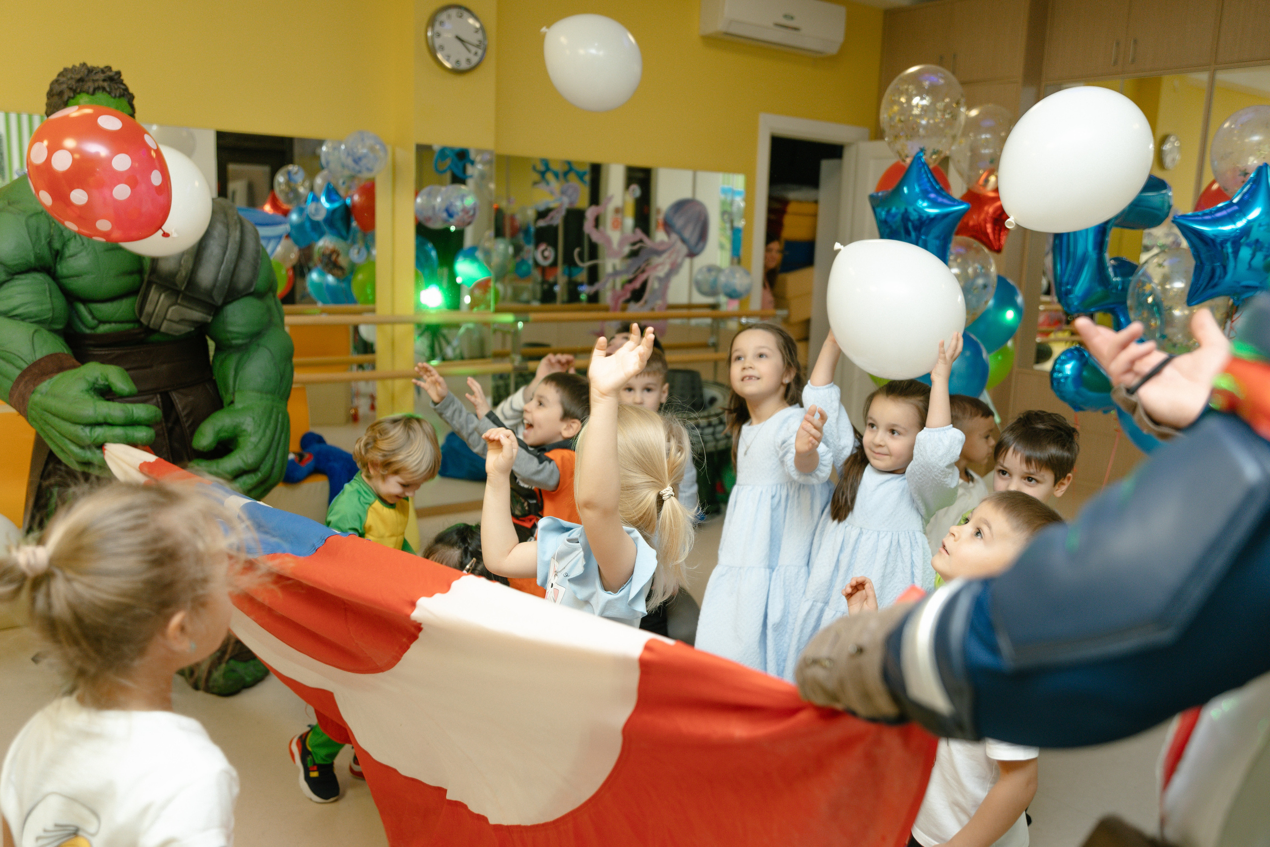 Доминик. Главная