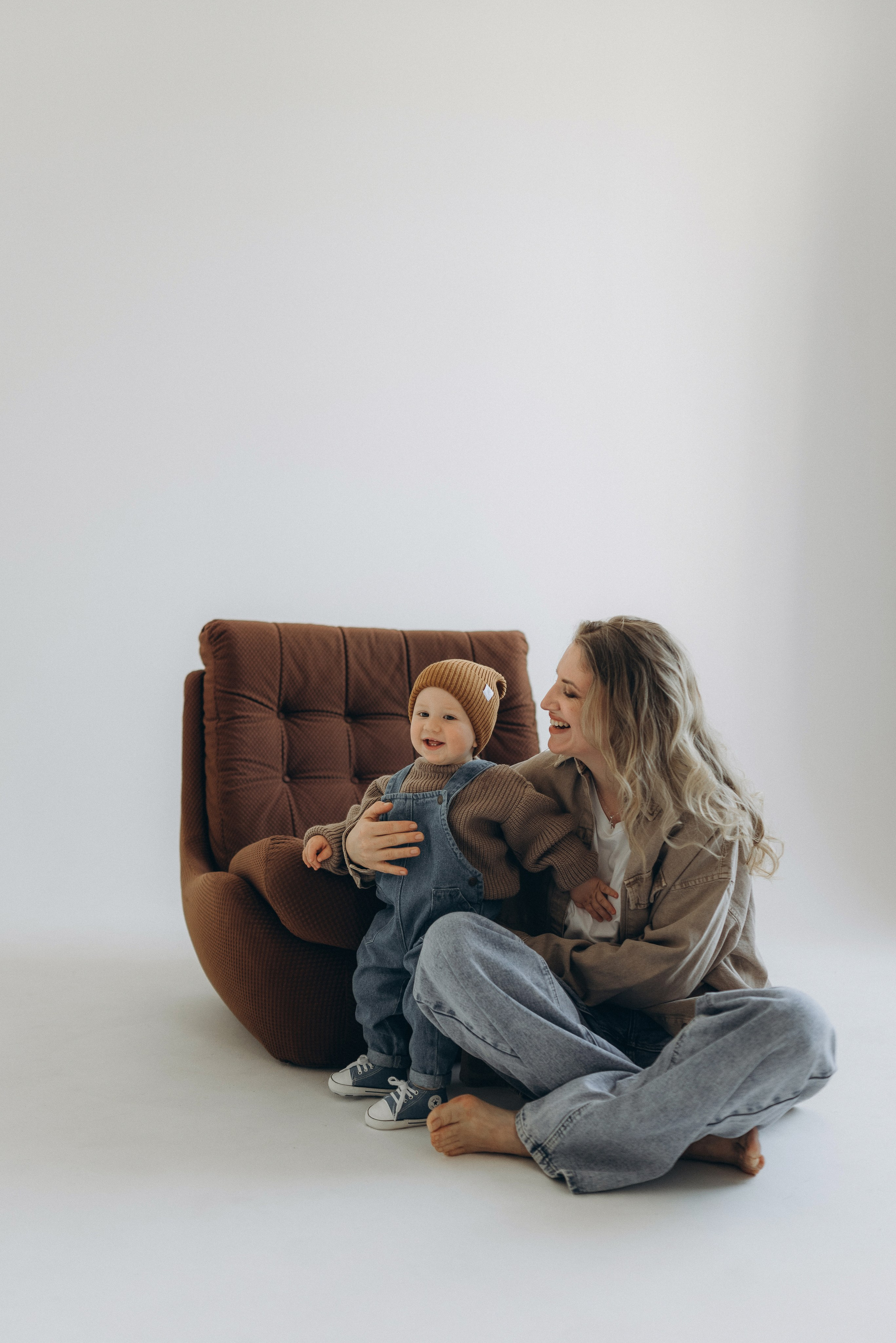 Минимализм в студии. Семейный фотограф Ростов-на-Дону Татьяна Соколова