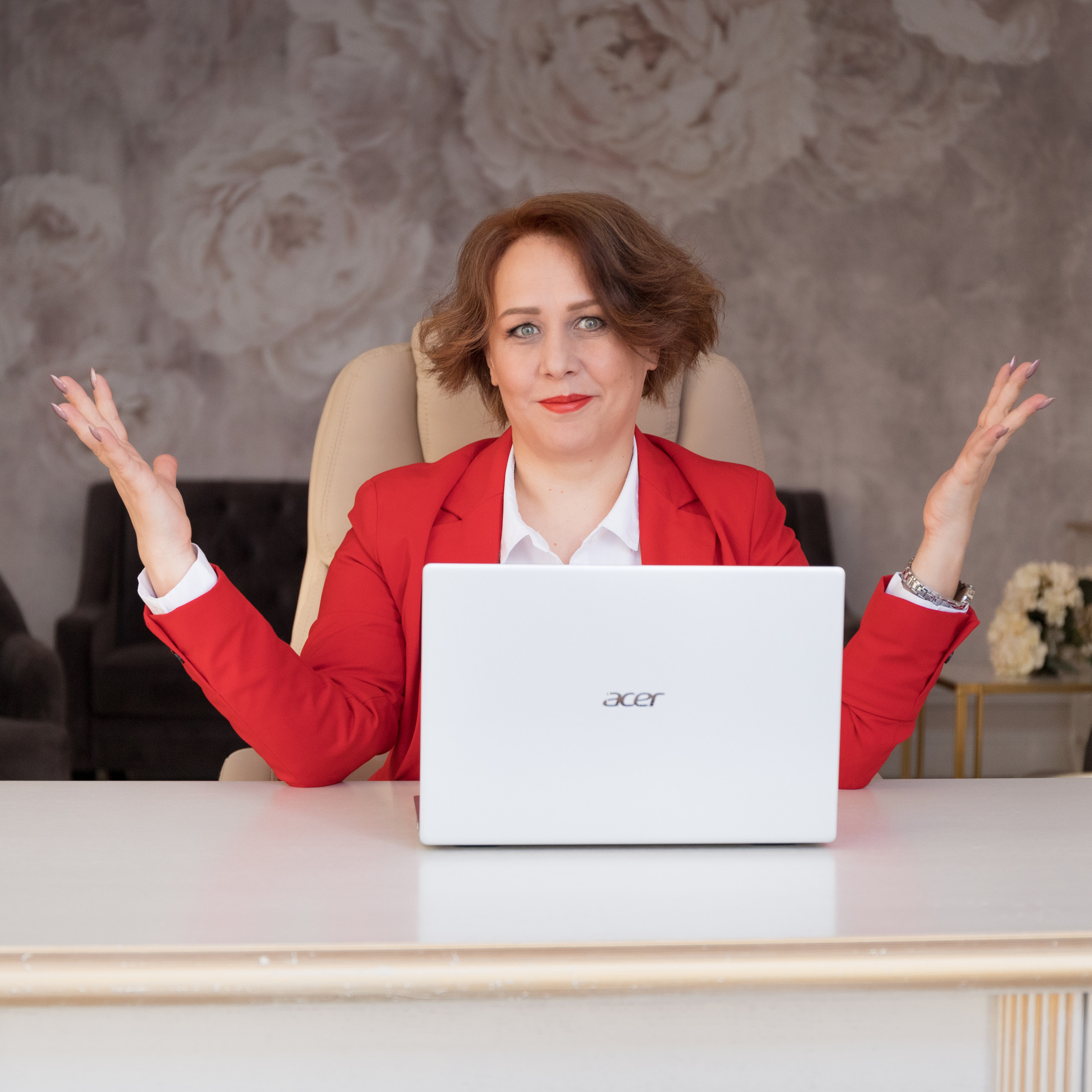 Нина — юрист для онлайн школ. Фотограф Москва Илюткина Евгения ilutkina.evgenia