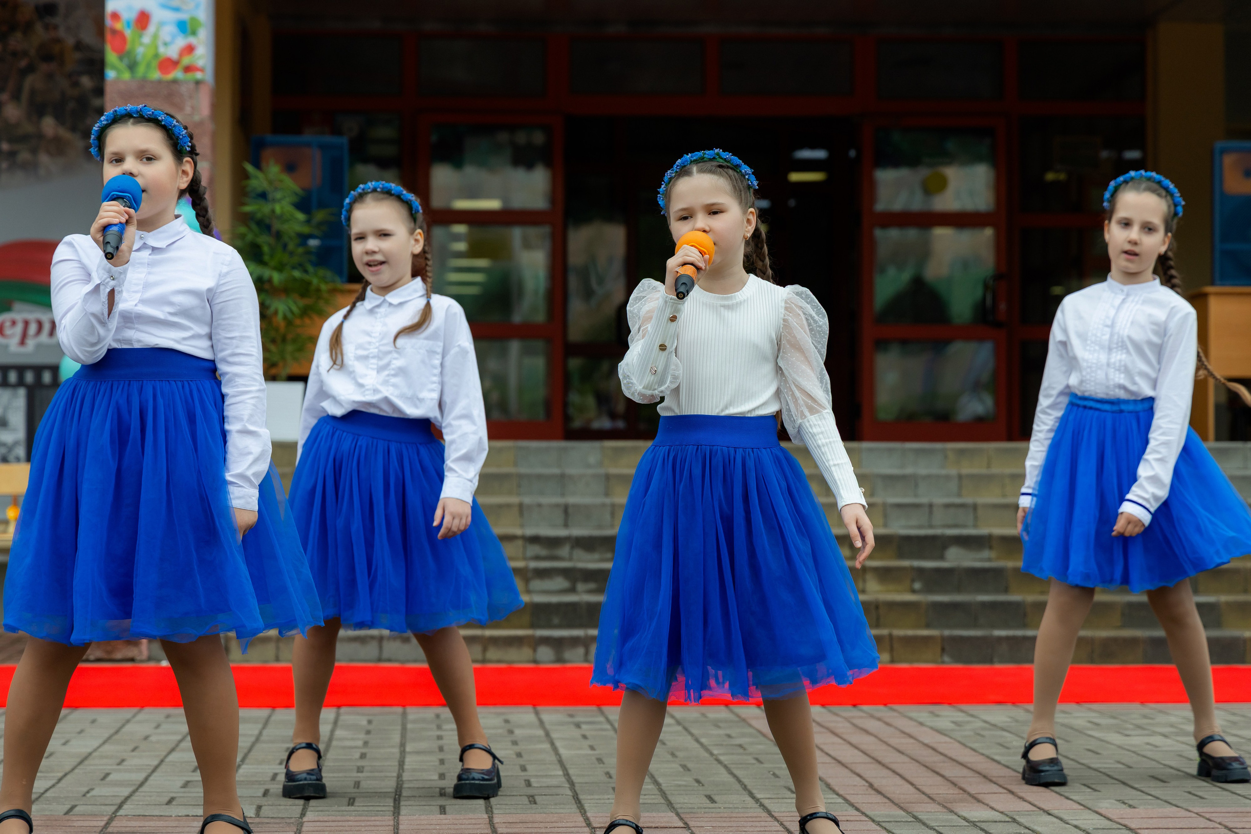 Последний звонок 2025 в Минске. Свадебный фотограф в Минске/Беларуси Сергей Спиридонов