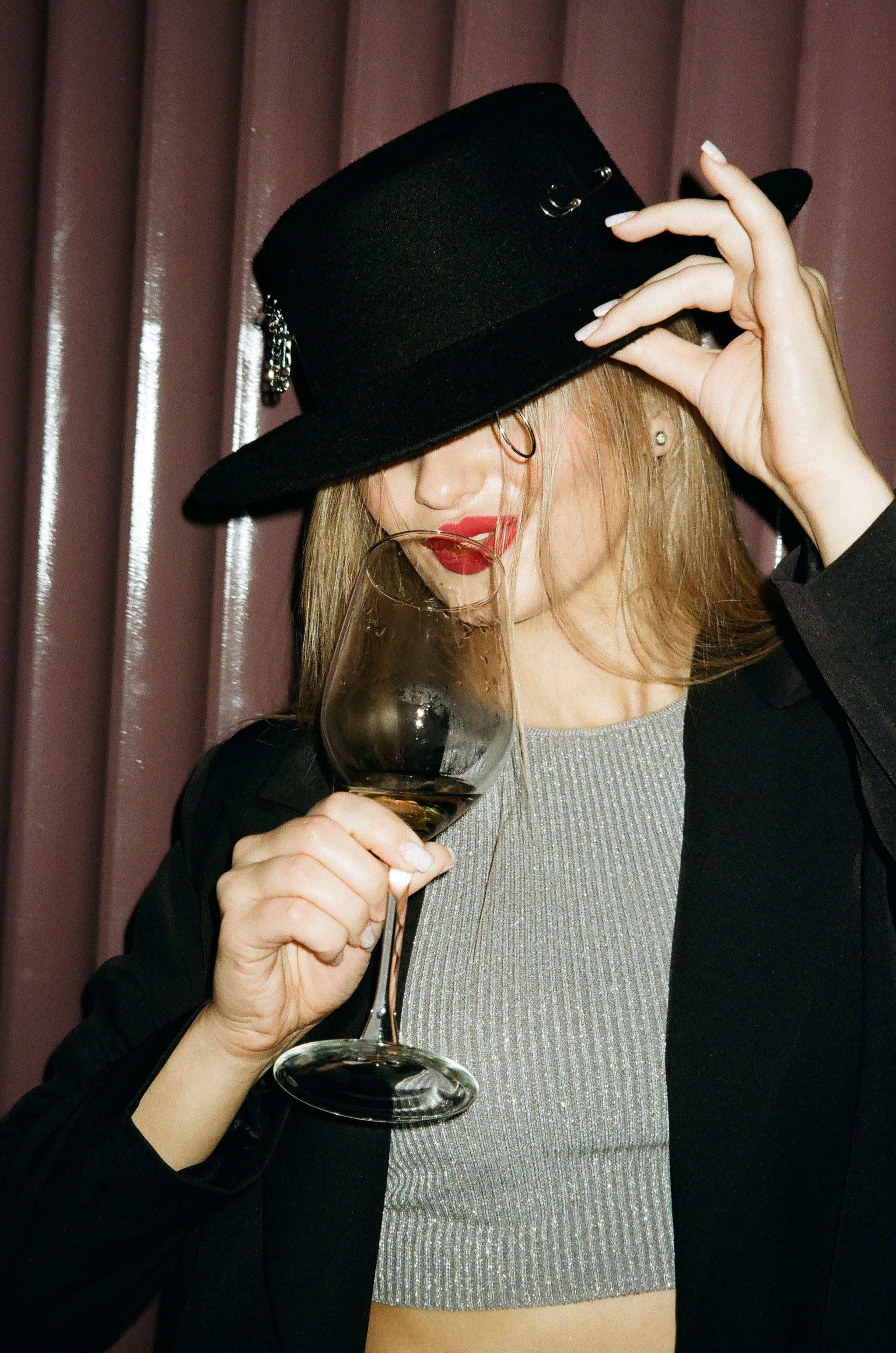 СПЛЕТНИ. Андрей Цветков — репортажный, свадебный и портретный фотограф в Санкт-Петербурге