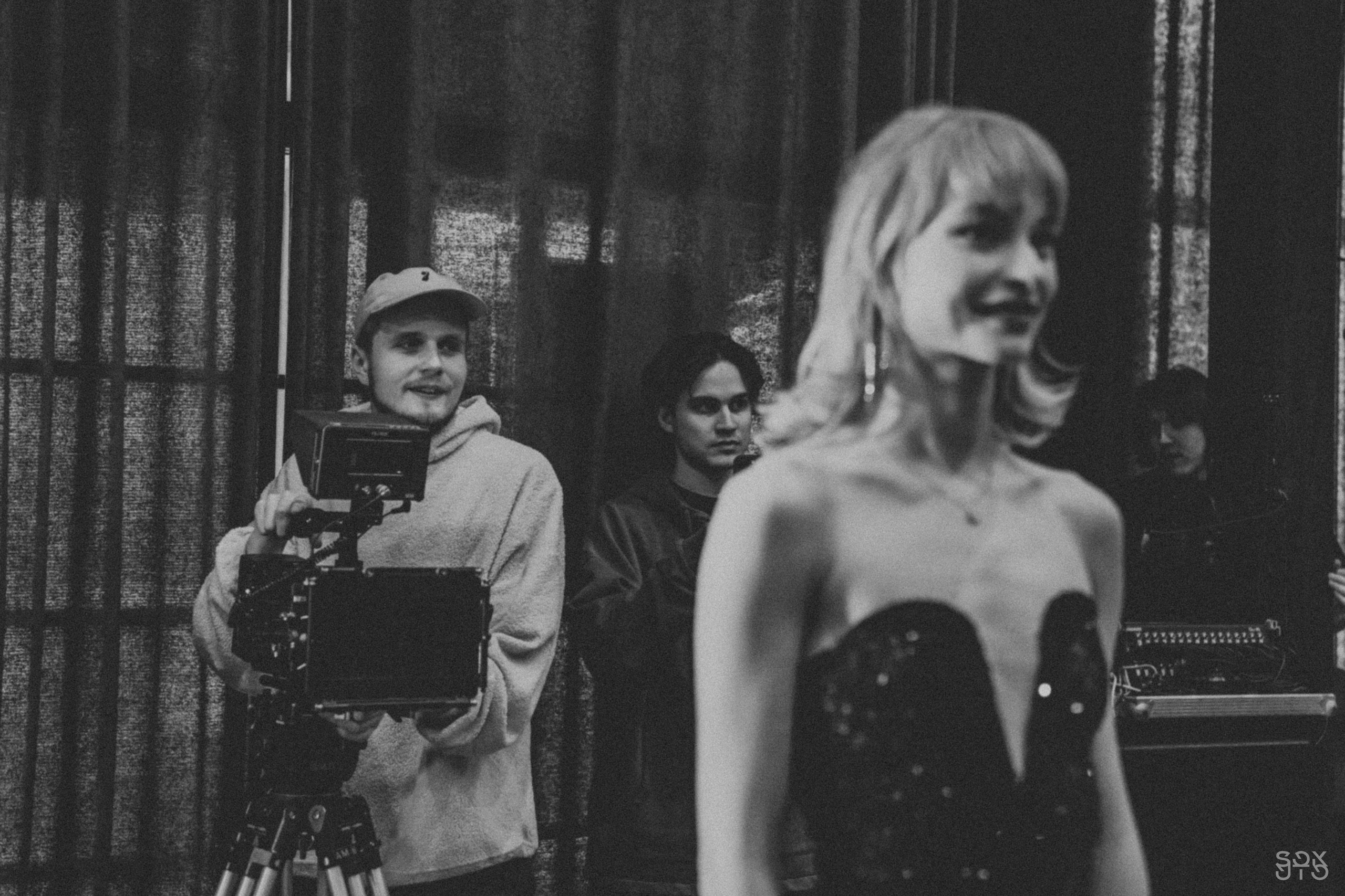 Видеопродакшн BACKED ROLL