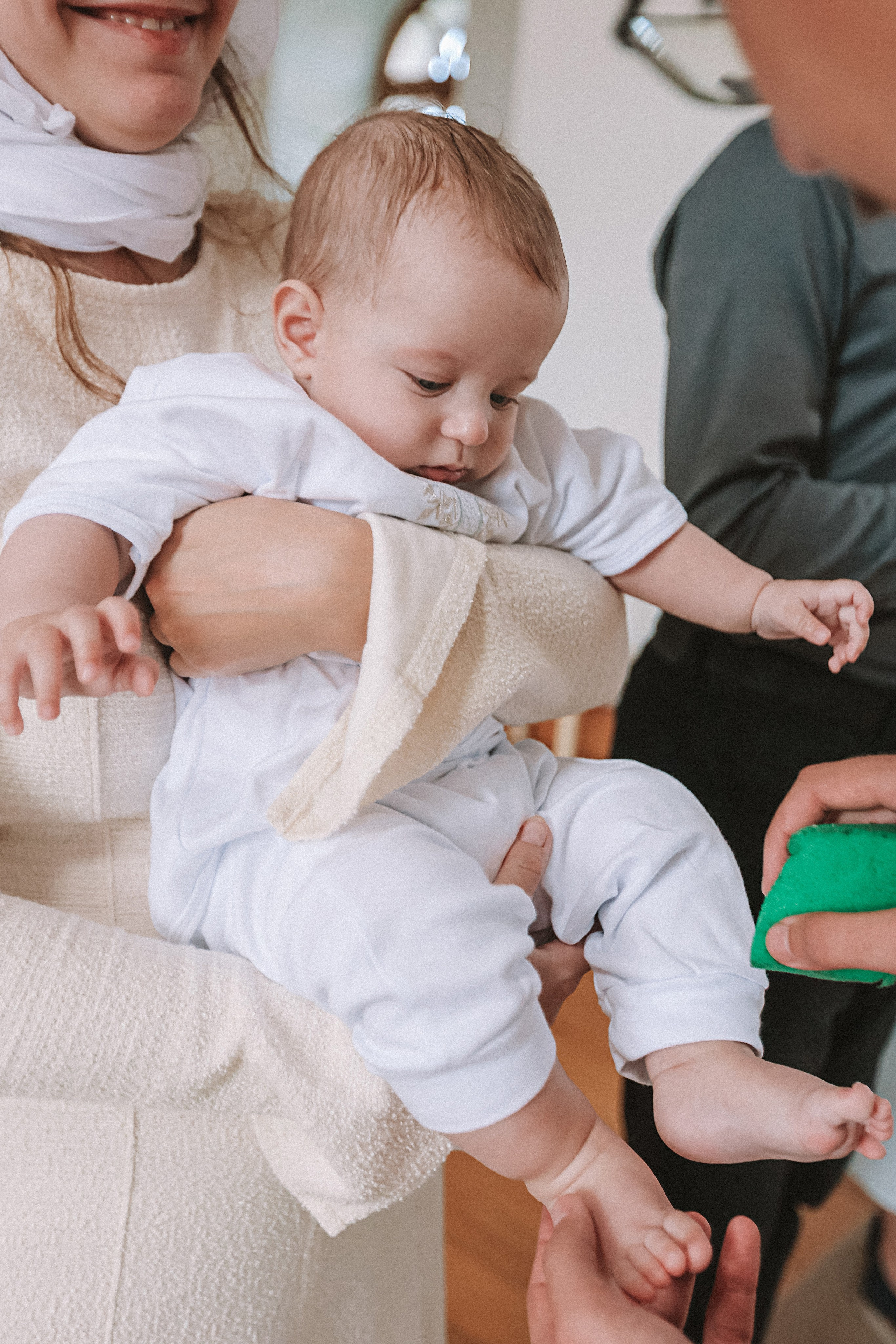 Крещение церковь около моста влюбленных. Семейный фотограф Тюмень, фотограф на роды Салмина Мария