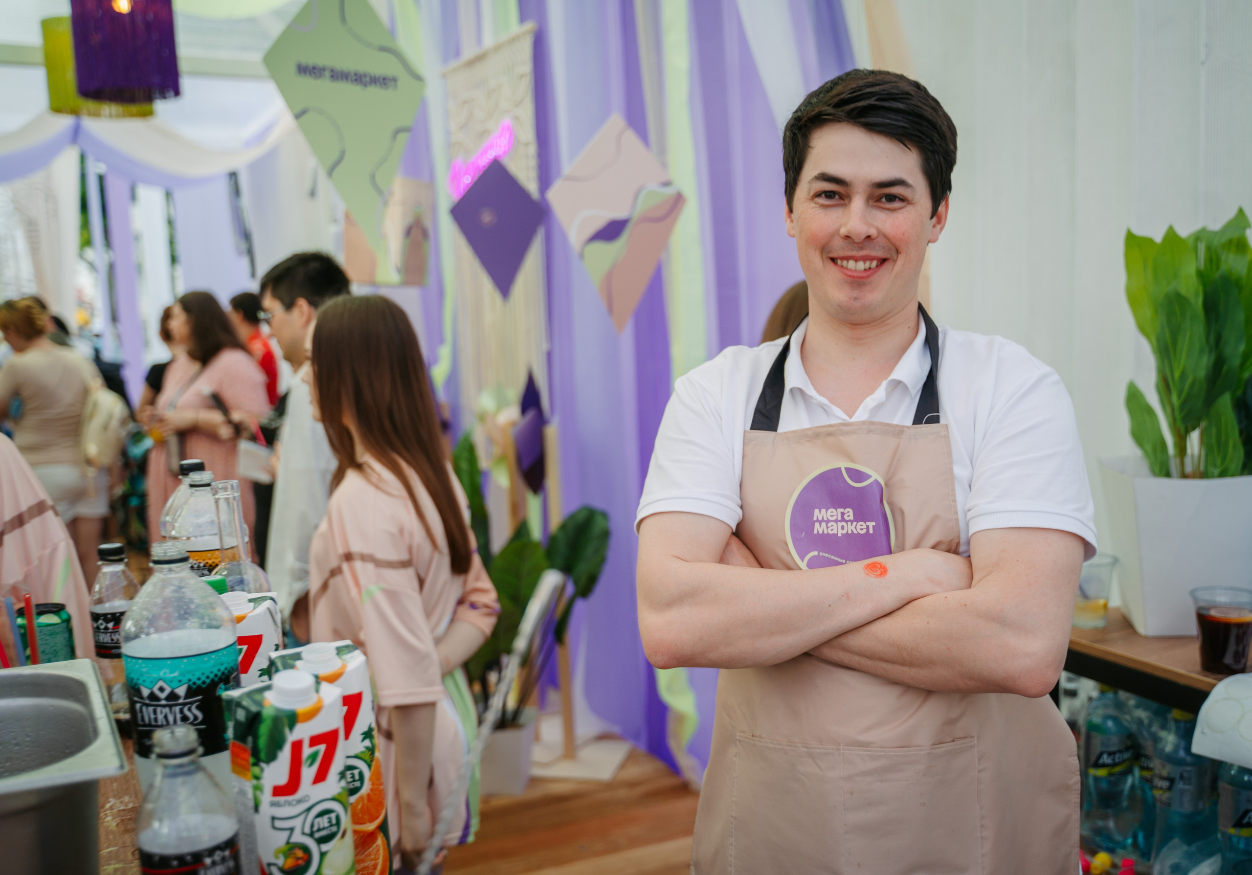 Мегамаркет. Фестиваль «Бульвар» / 2024. Саша Копылов, фотограф в Казани