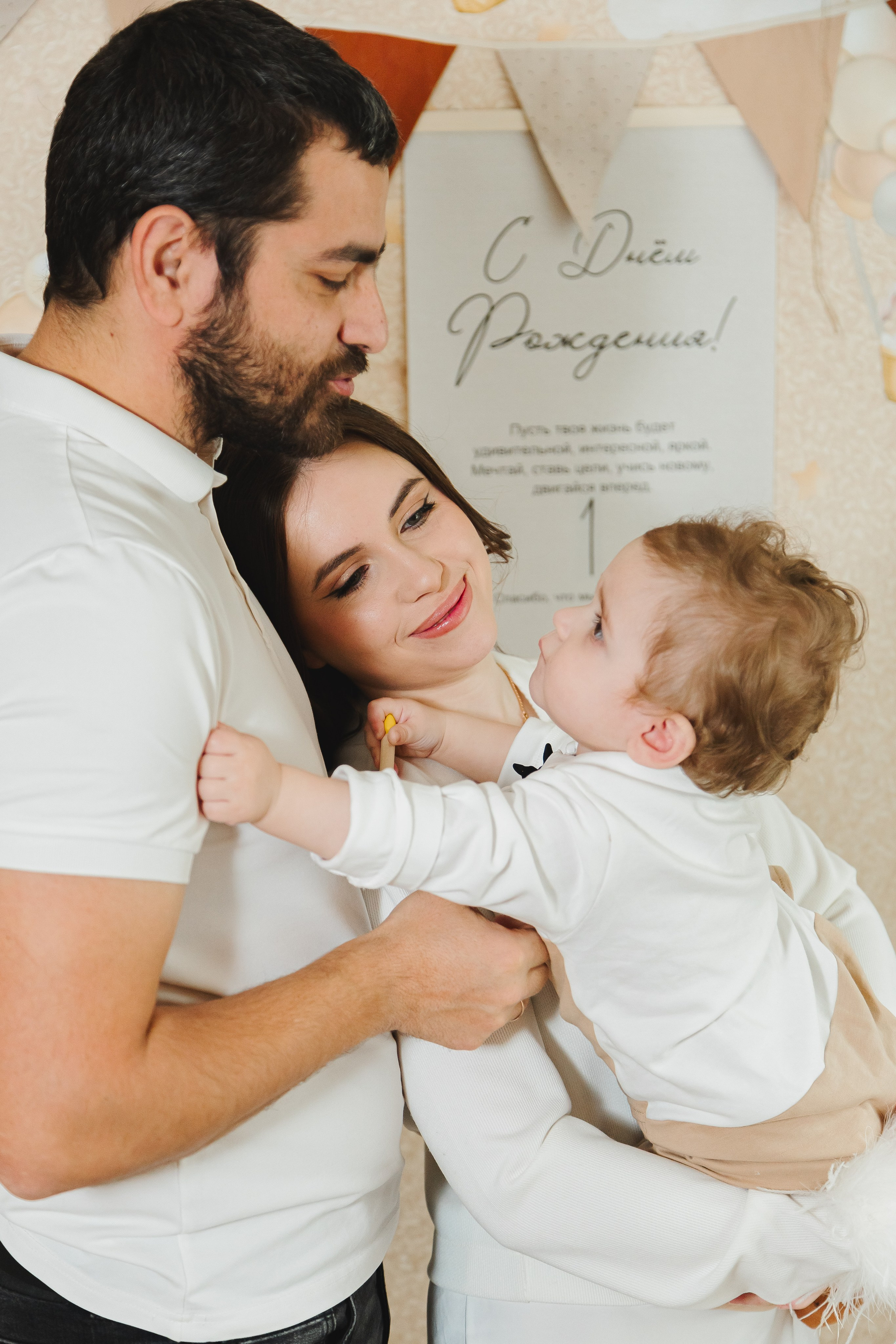 Годовасик. Семейный фотограф в Сочи, Лоо, Дагомысе, Вардане Кучумова Олеся