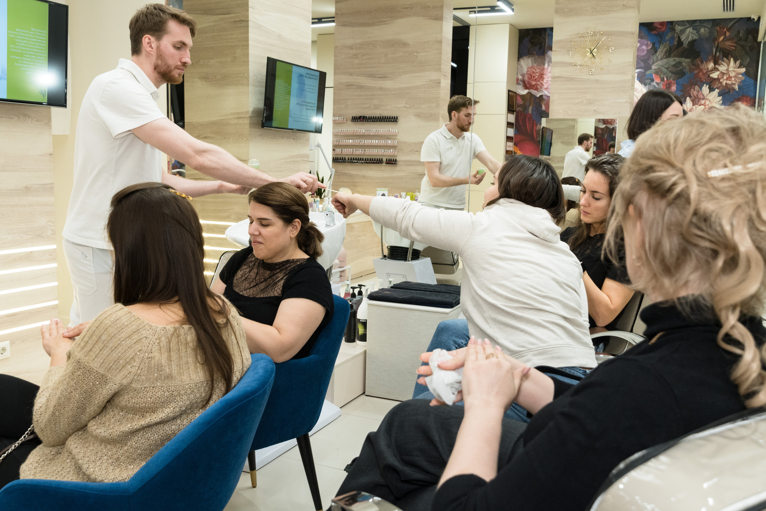 Фотосъемка презентации косметики. Интерьерный и архитектурный фотограф в Москве Панова Ольга