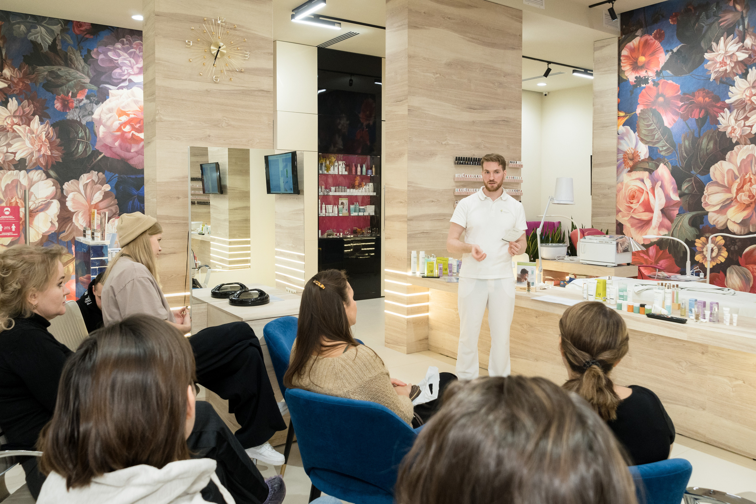 Фотосъемка презентации косметики. Интерьерный и архитектурный фотограф в Москве Панова Ольга