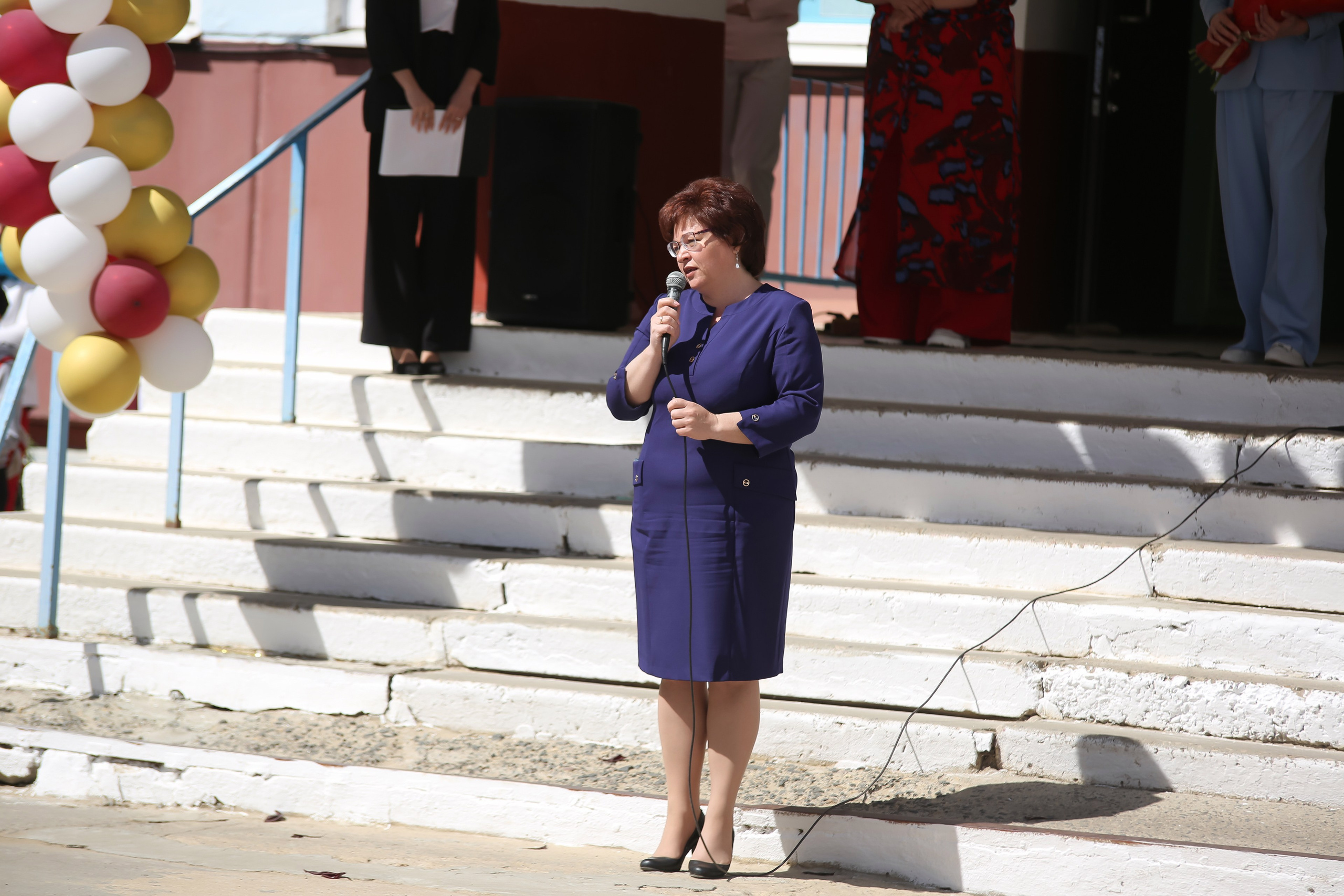 ЛИНЕЙКА «ПОСЛЕДНИЙ ЗВОНОК» 9 ШКОЛА 2024 г МЦЕНСК. ТВОЙ АЛЬБОМ / ТВОИ ПРАВИЛА