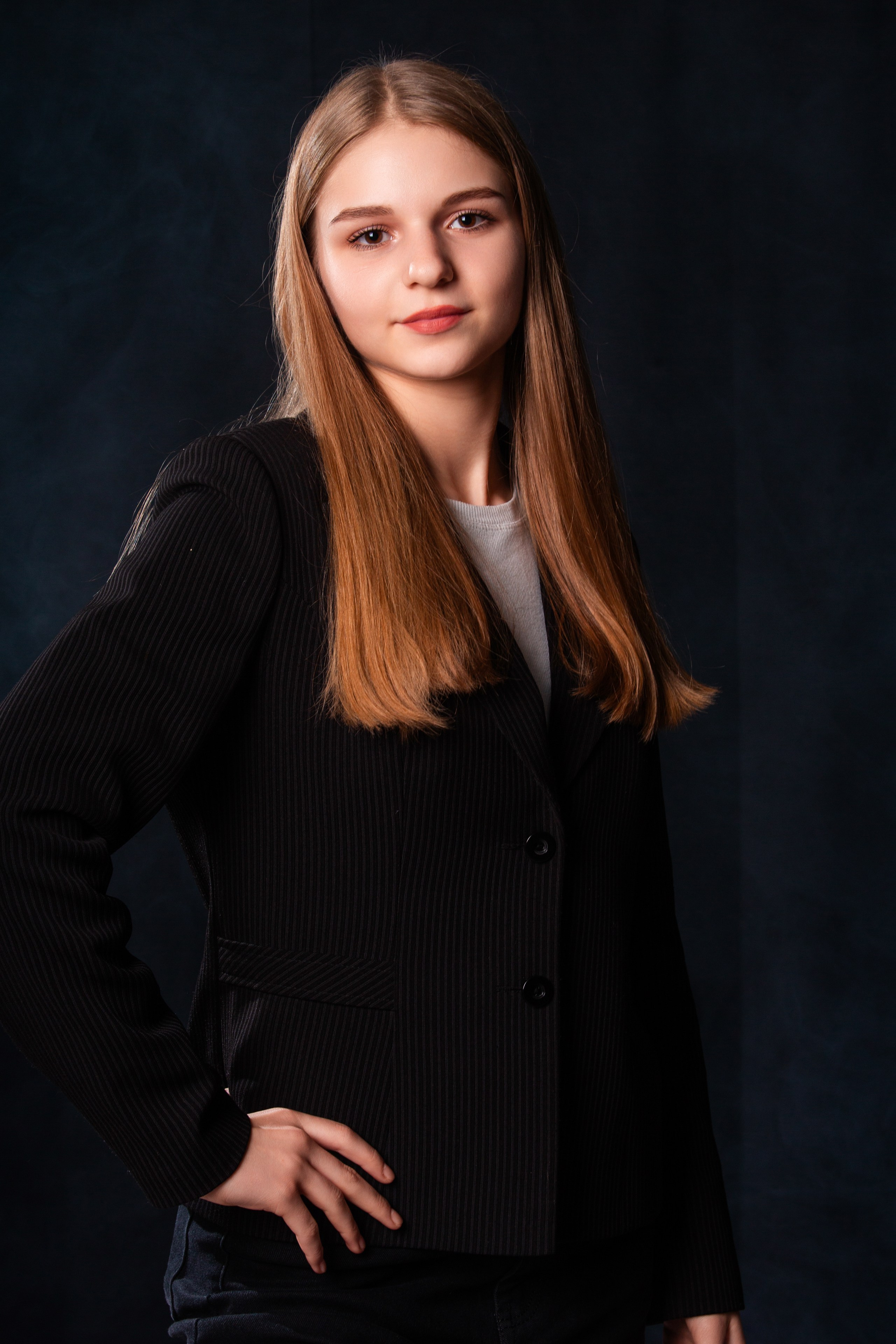 СЪЕМКА ПОРТРЕТОВ НА ЧЕРНОМ ФОНЕ + ДЫМ. ТВОЙ АЛЬБОМ / ТВОИ ПРАВИЛА