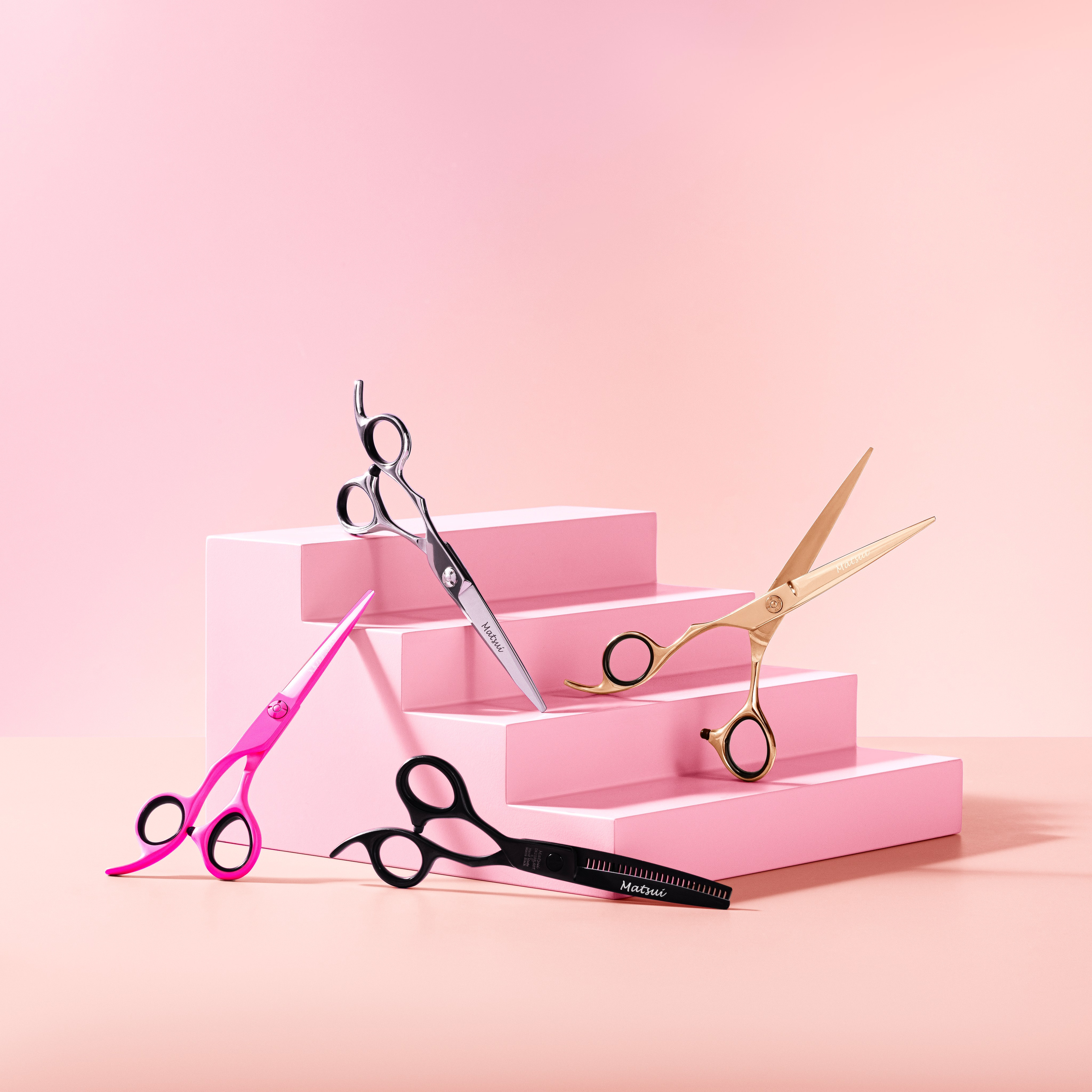 Product retoucher, working with clients all over the world