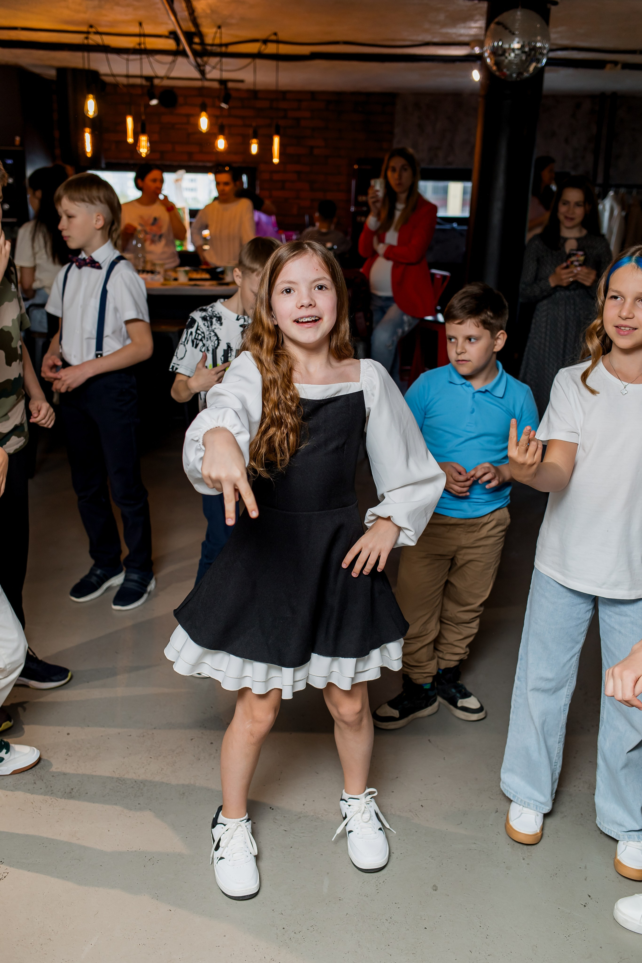 Выпускной 4 класс. Фотограф в Москве Авдеева Мария