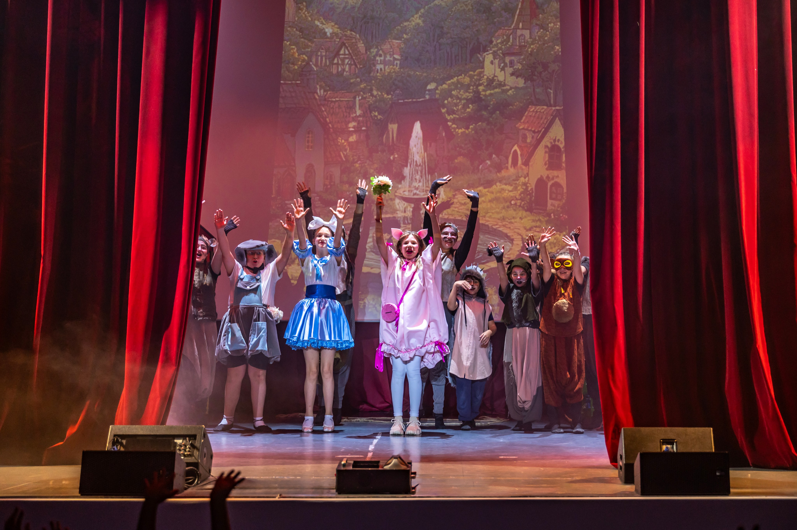 Отчетный спектакль Детской театральной лаборатории в лагере Литвиново. Фотограф Анна Мельникова | Москва