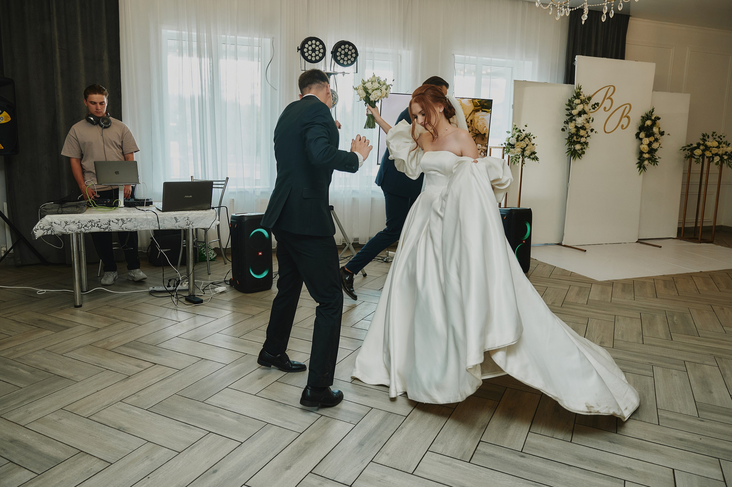 Виктория и Виталий. Фото-видеосъемка свадеб Venson Films