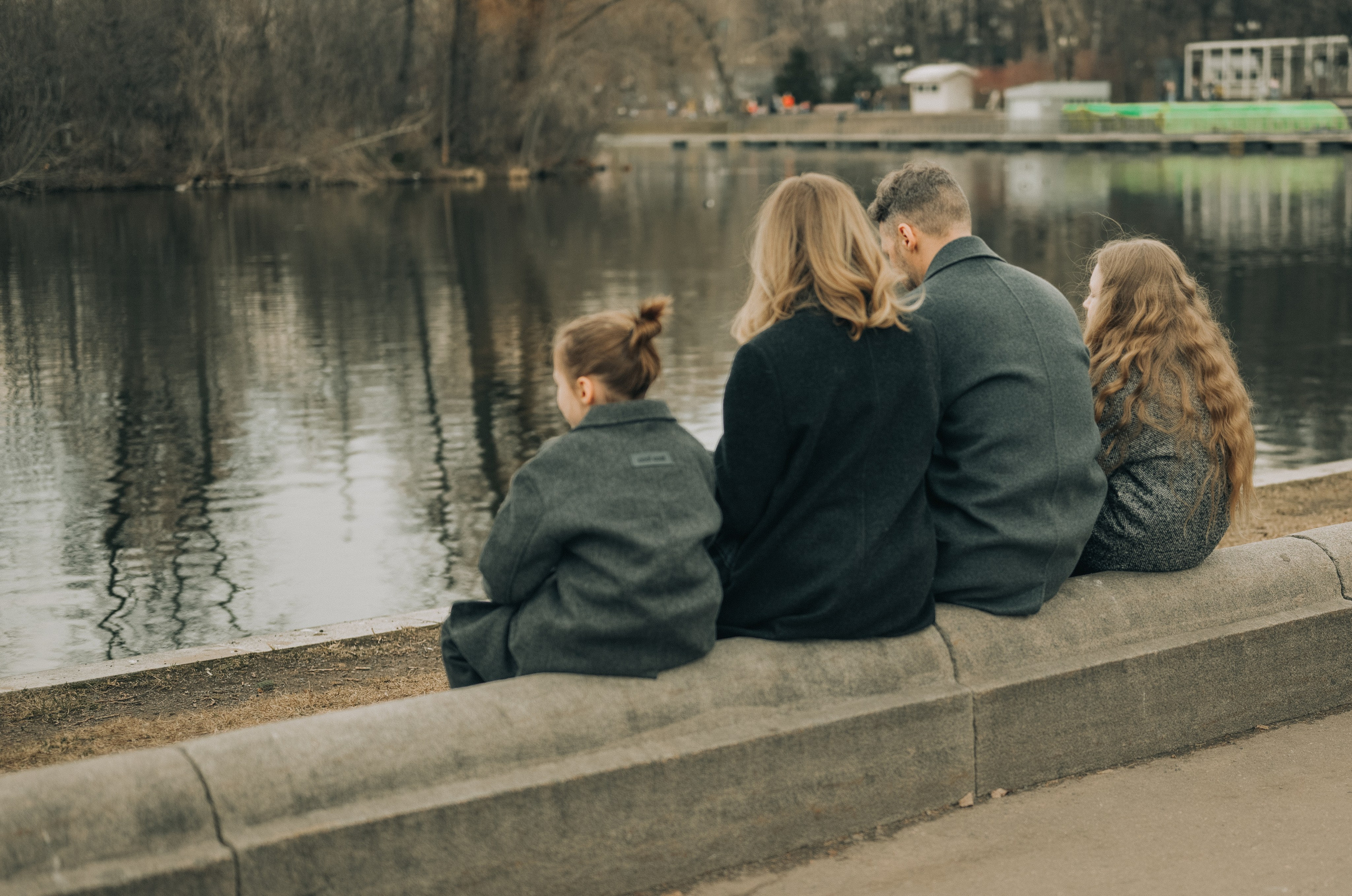 Весенняя прогулка. Аня, Егор, Эми и Миша. Семейный фотограф в Москве Дарья Пузикова