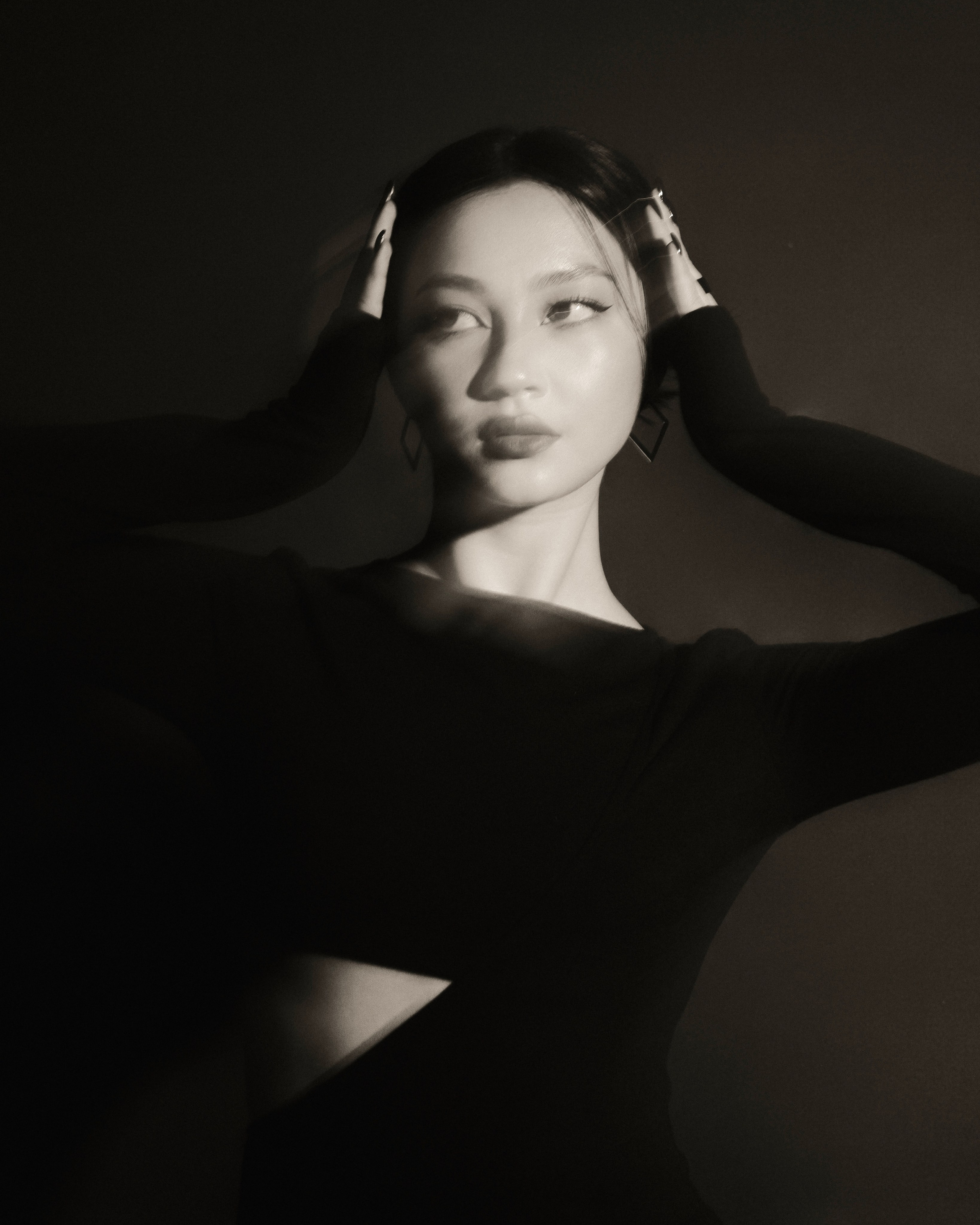 L' élégance. Gulsezim. Fashion, portrait, personal photographer. Almaty, KZ