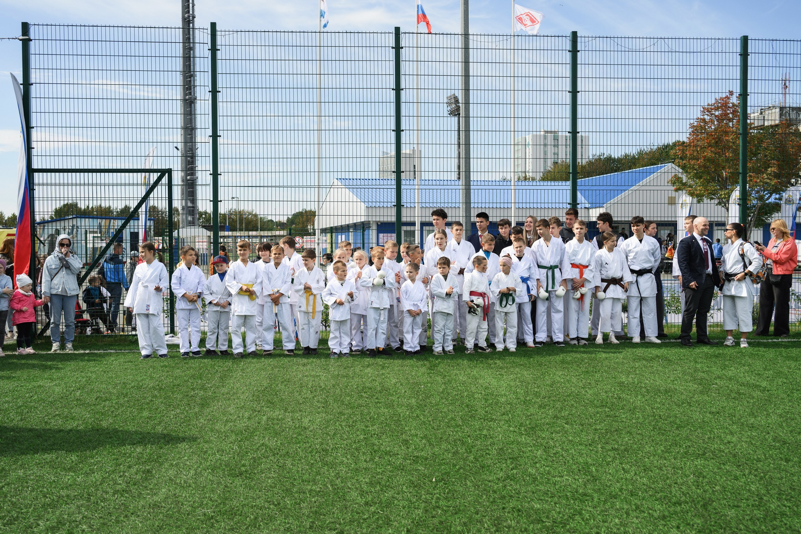 Фотосъемка праздника дня города в Петропавловске-Камчатском. Профессиональная репортажная съемка мероприятий в Петропавловске-Камчатском. Фотографии концерта и гуляний на день города. Красивые фото с праздника в Петропавловске-Камчатском. Цена на репортажную съемку дня города в Петропавловске-Камчатском.