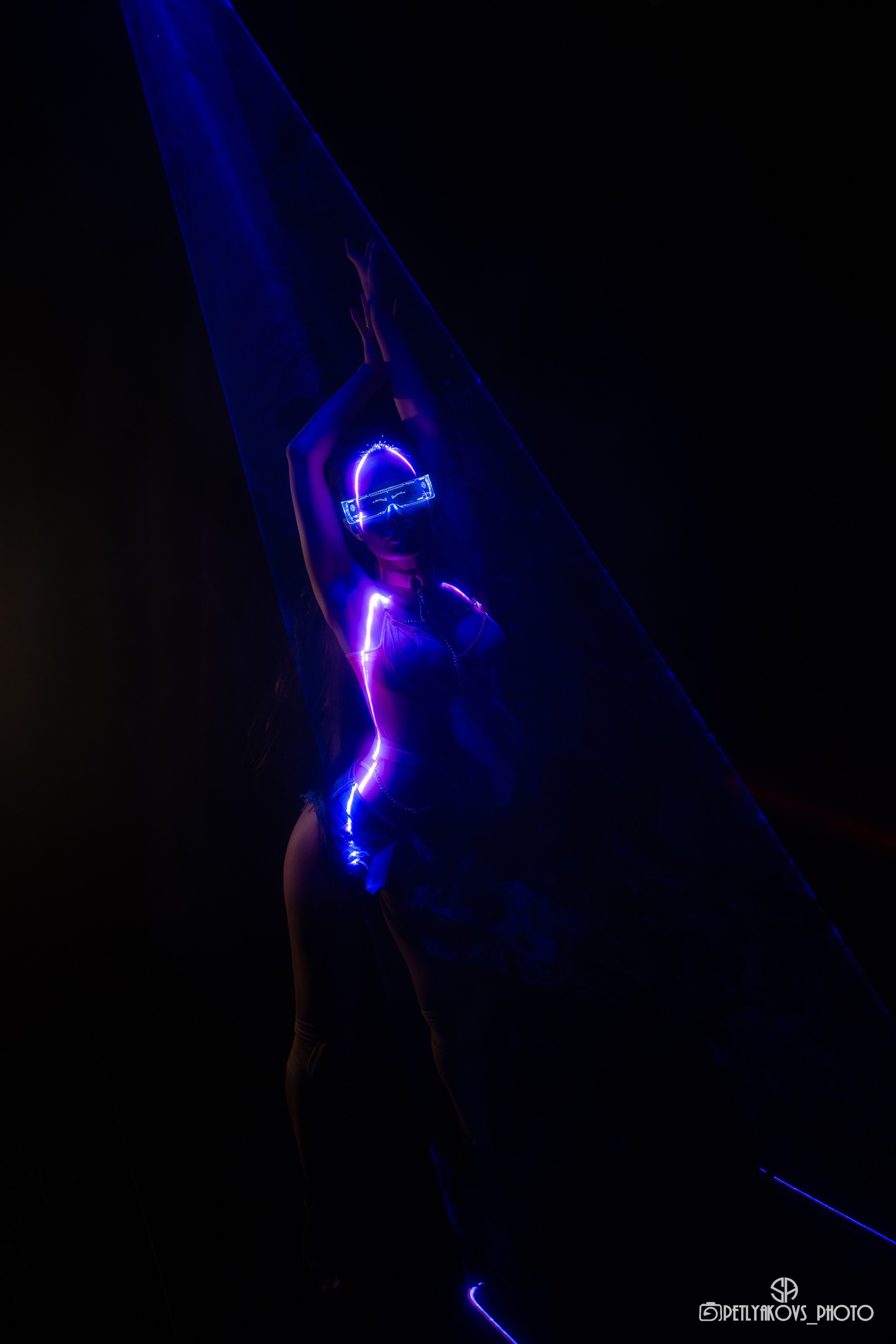 Студийная съёмка с лазером. Фотограф, видеограф Пятигорск, Ставрополь, Ессентуки, Petlyakovs_photo
