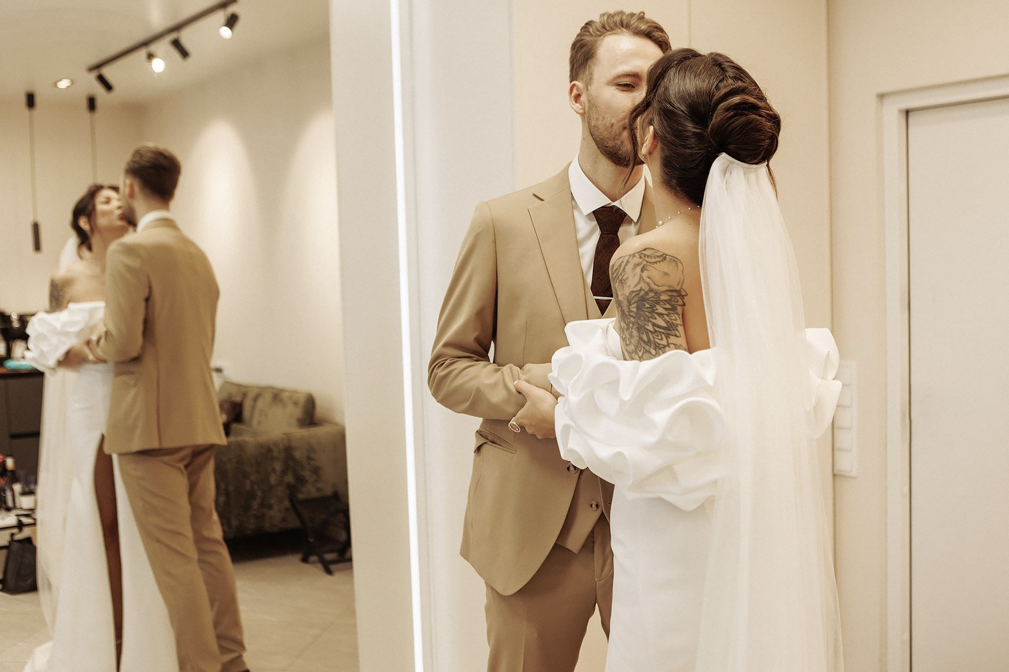 Саша и Вика 5.09.25. Свадебный фотограф Владивосток Алина Гевондова