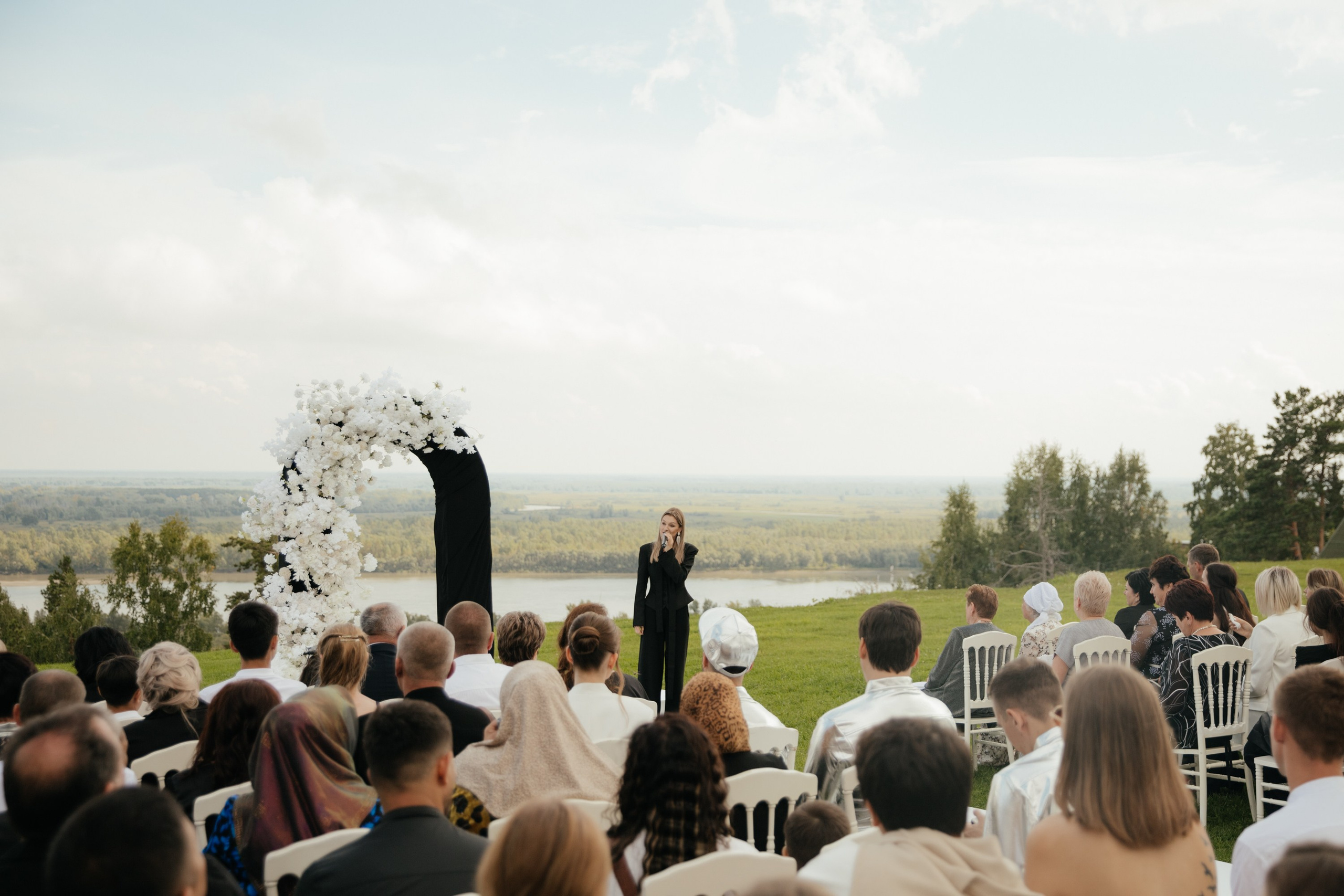 Александр и Адина. Фотограф Барнаул Полина Теплова