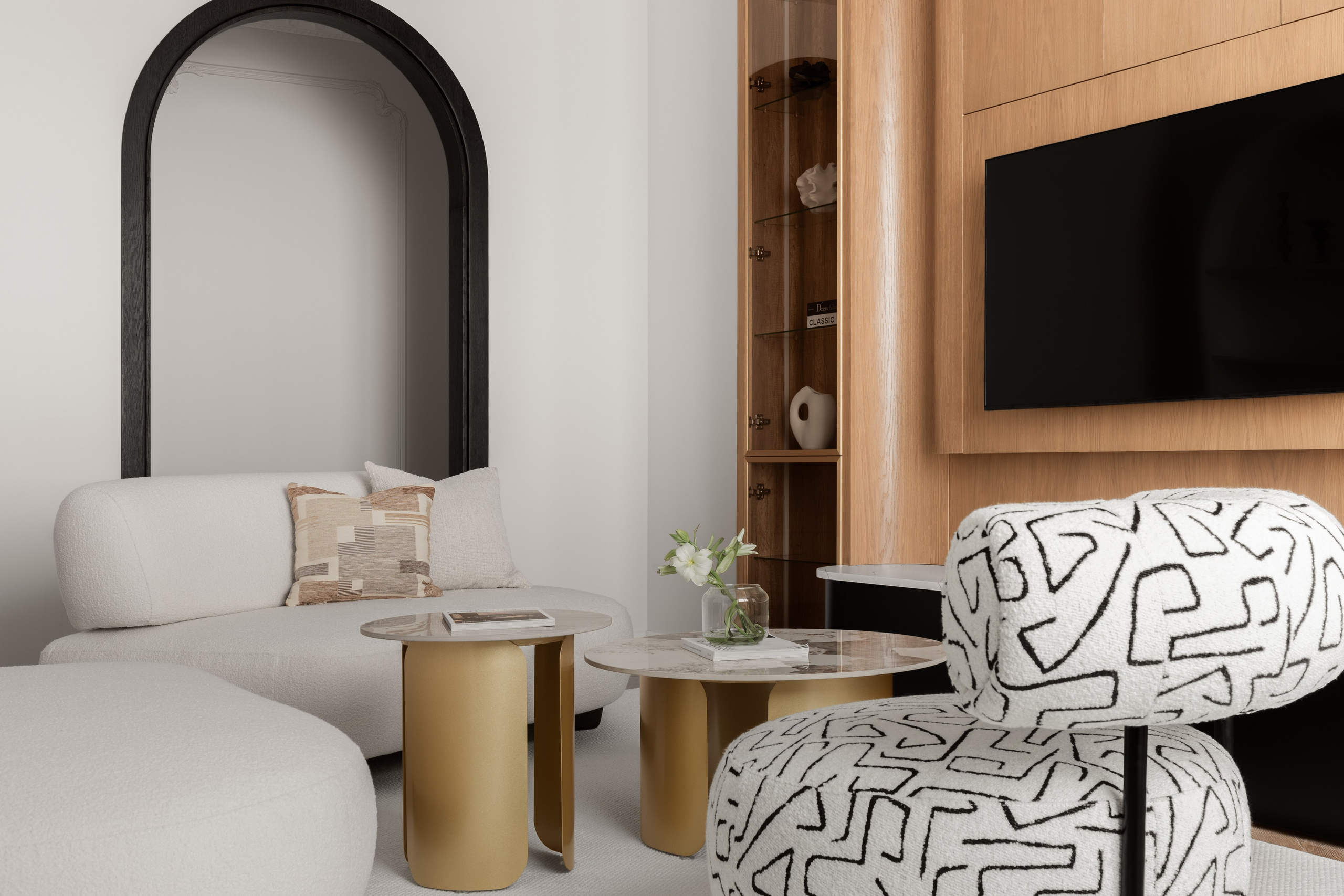 Динара Абикенова — Capital Park Light. Roman Yakunin — interior photographer in Almaty, Kazakhstan