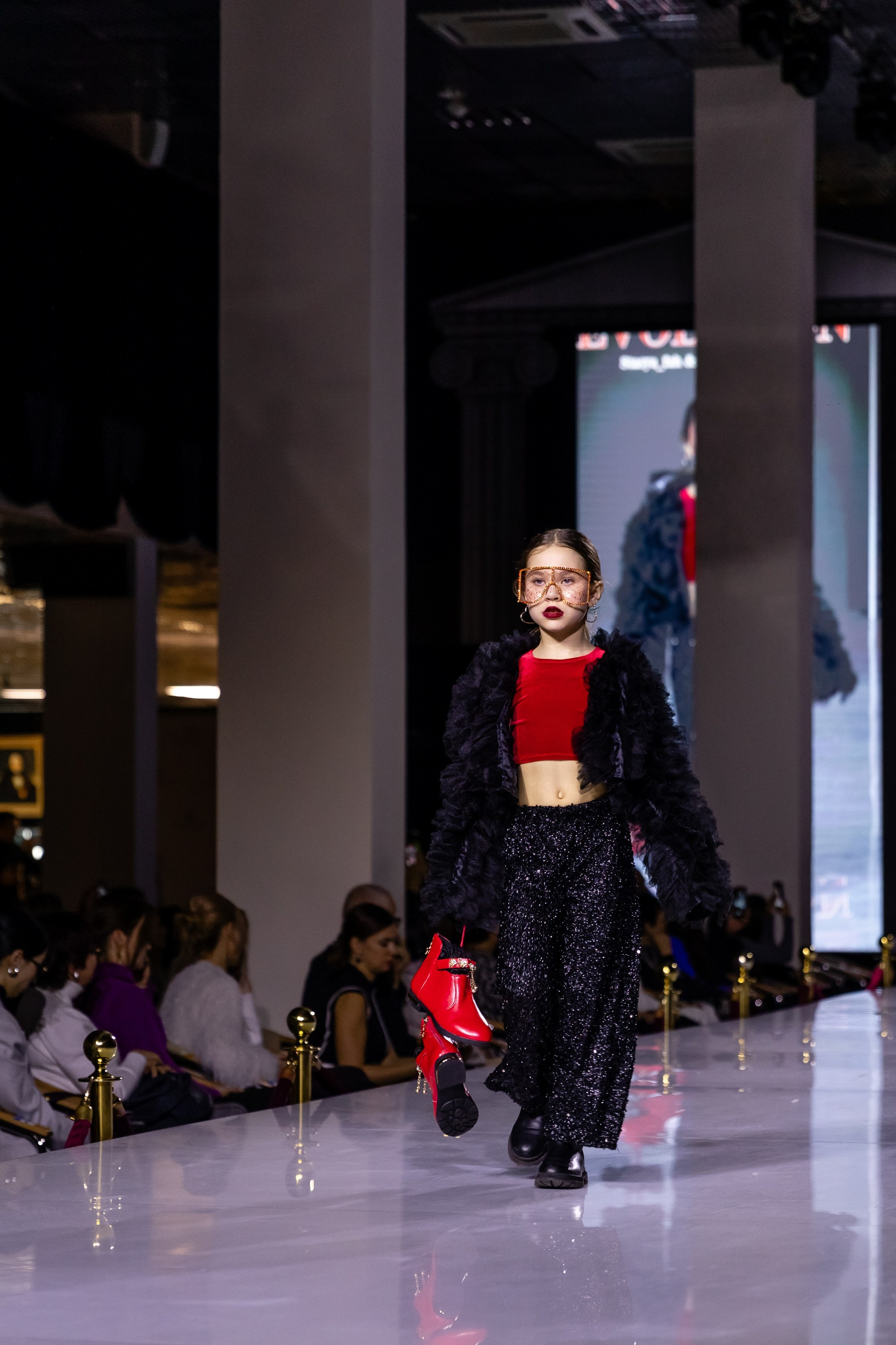 ESTET FASHION WEEK (KIDs REVOLUTION). Татьяна Чернышова свадебный фотограф Москва