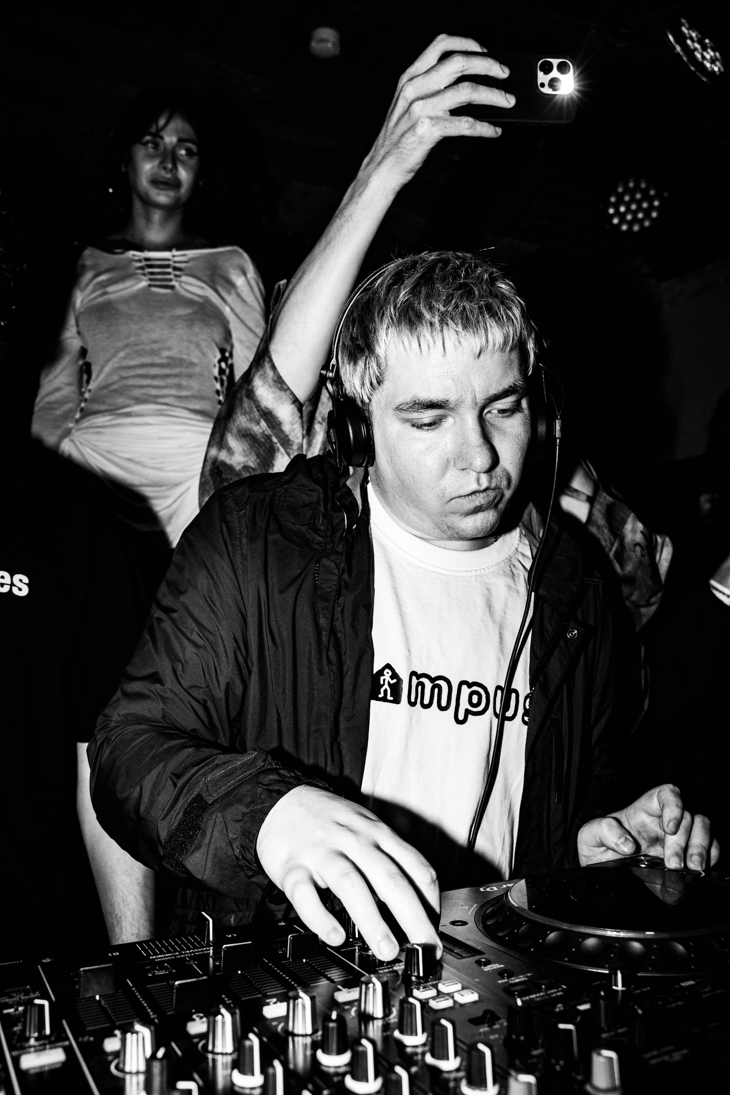 ПАНКУША & FRIENDS 24.07.2026. Коммерческий и художественный фотограф и видеограф в Москве Арсений Тургенев