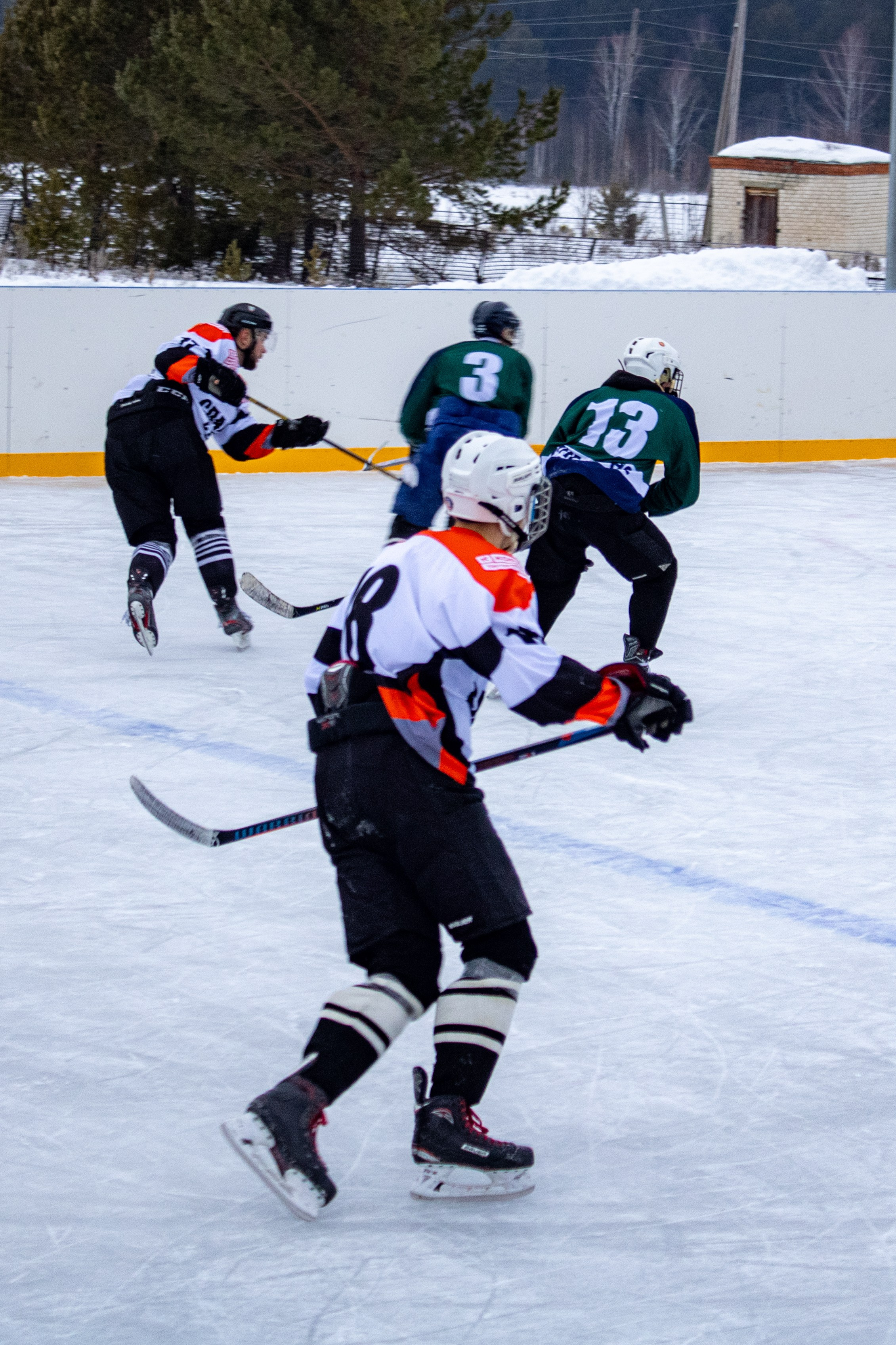 Хоккей г.п Атиг-г.Нижние Серги