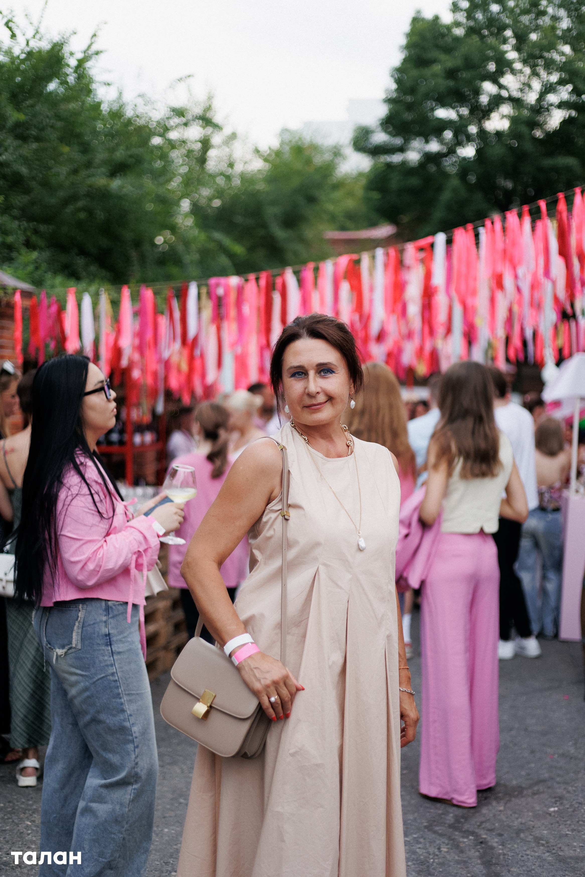 ВИНОТЕКА [бар+магаз] — BIRTHDAY PARTY. СВОИ. ФОТООТЧЕТЫ-СОБЫТИЯ-МЕСТА