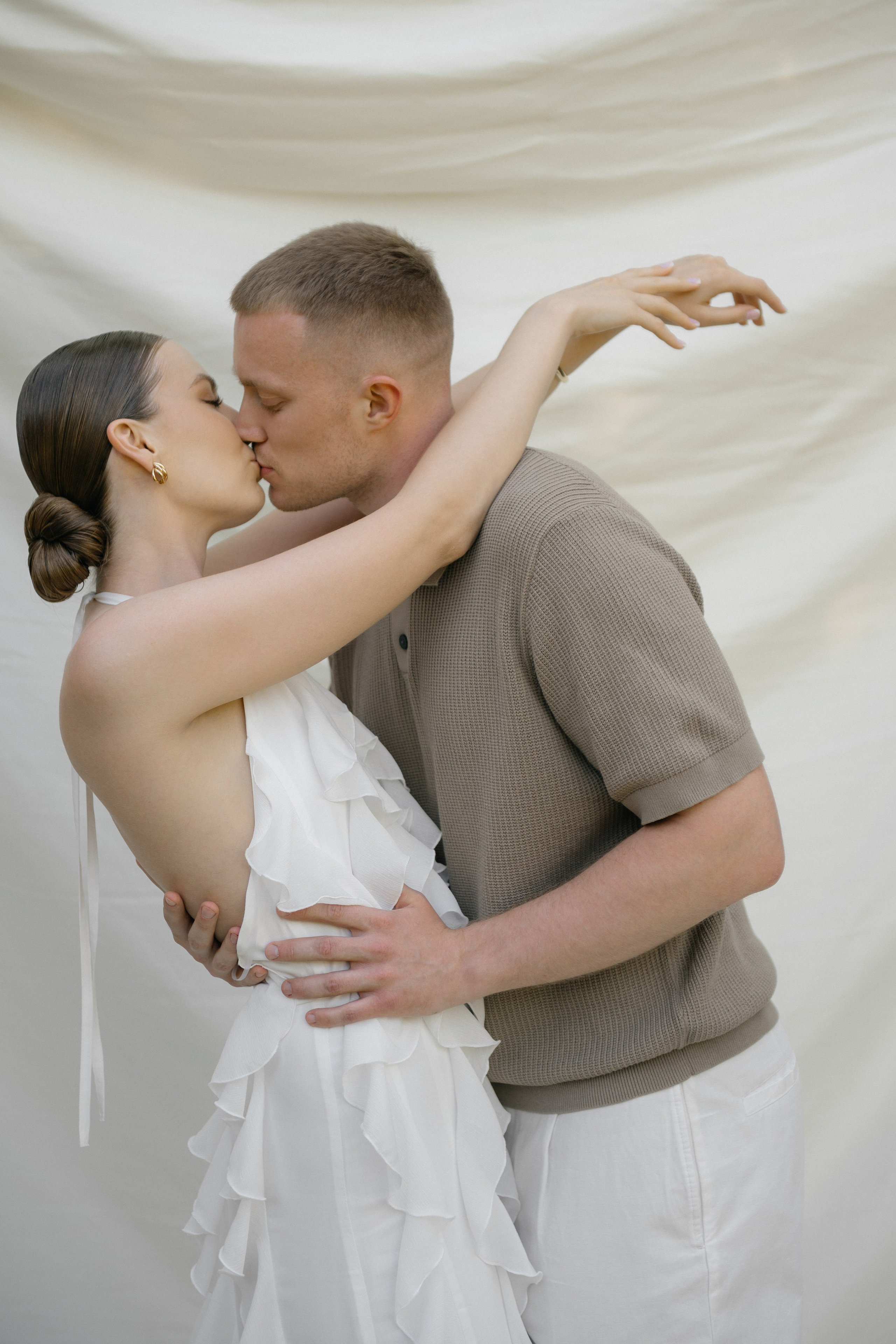 Wedding day in DELICE CHALET. Wedding PHOTOGRAPHER Andrew Vnukov