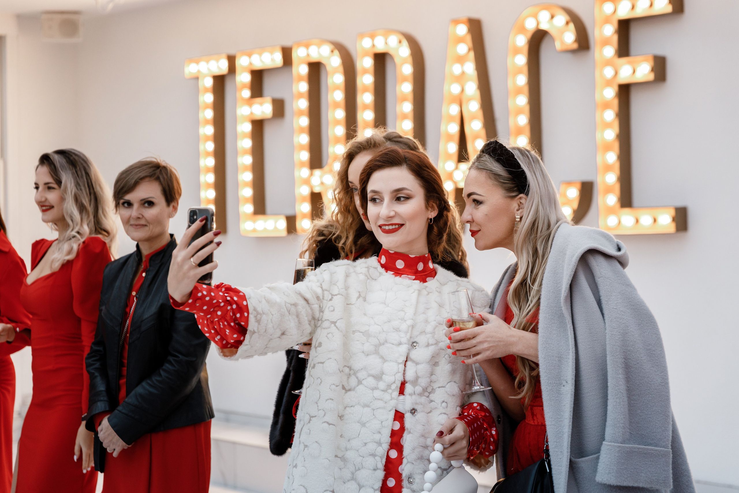 Анонс свадьбы Сергея и Елены. Свадебный фотограф в Крыму и Севастополе Ольга Баскакова