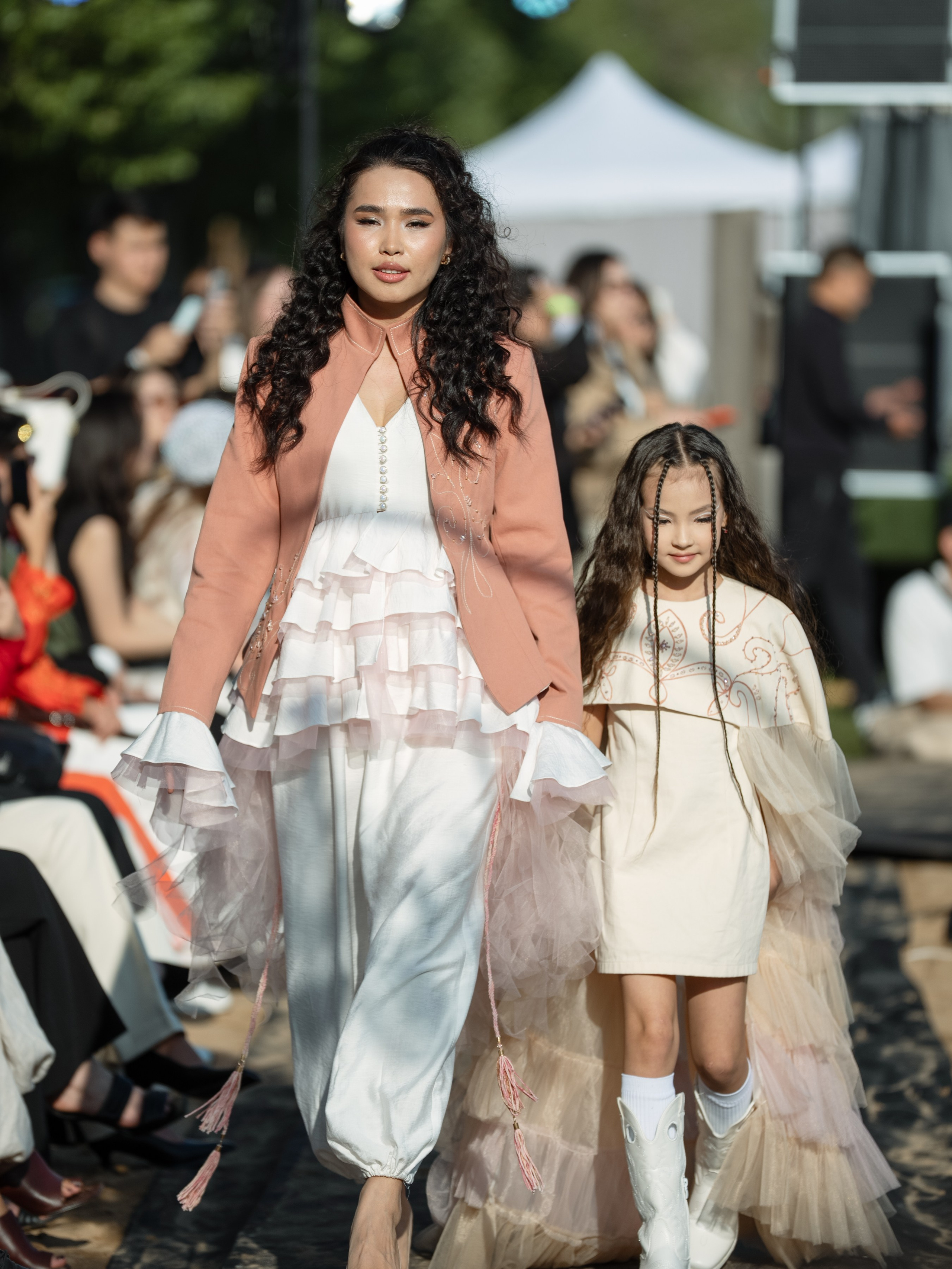 Brand Darideiya. Сайт Алматинского НЮ АРТ, будуар и фэшн фотографа Дениса Карпенко