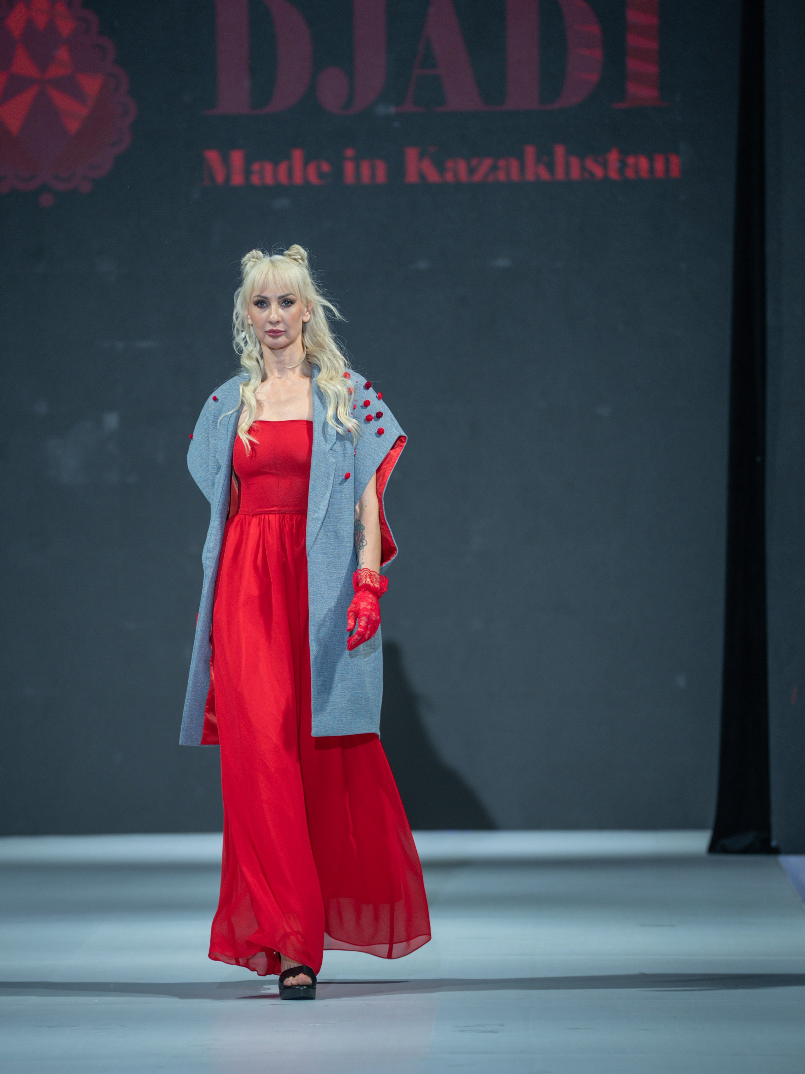 EURASIAN FASHION WEEK DJADI. Сайт Алматинского НЮ АРТ, будуар и фэшн фотографа Дениса Карпенко