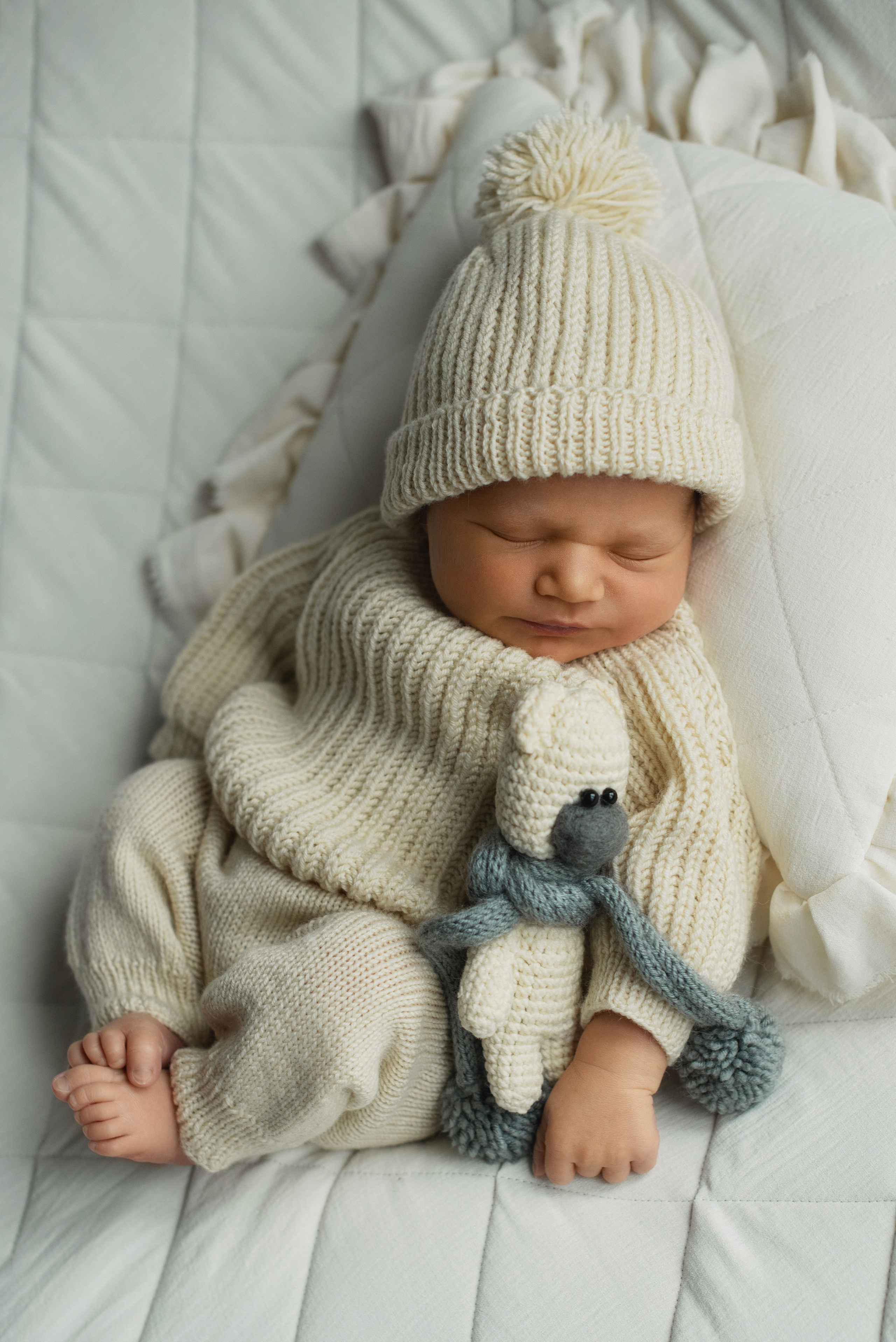 Фотосъемка новорожденного. Фотограф беременности, новорожденных и детей до года в Челябинске Волк