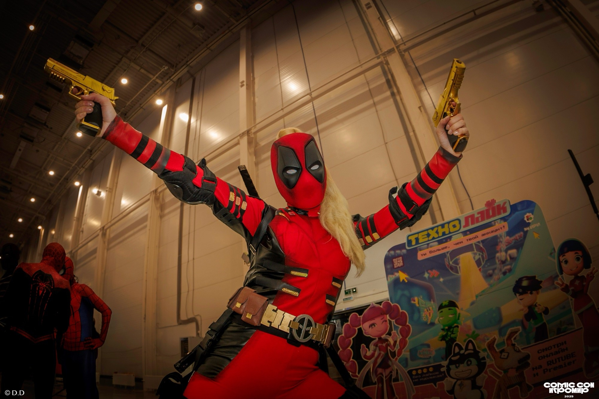Comic Con Игромир 2025. Различные мероприятия и просто фотографии людей