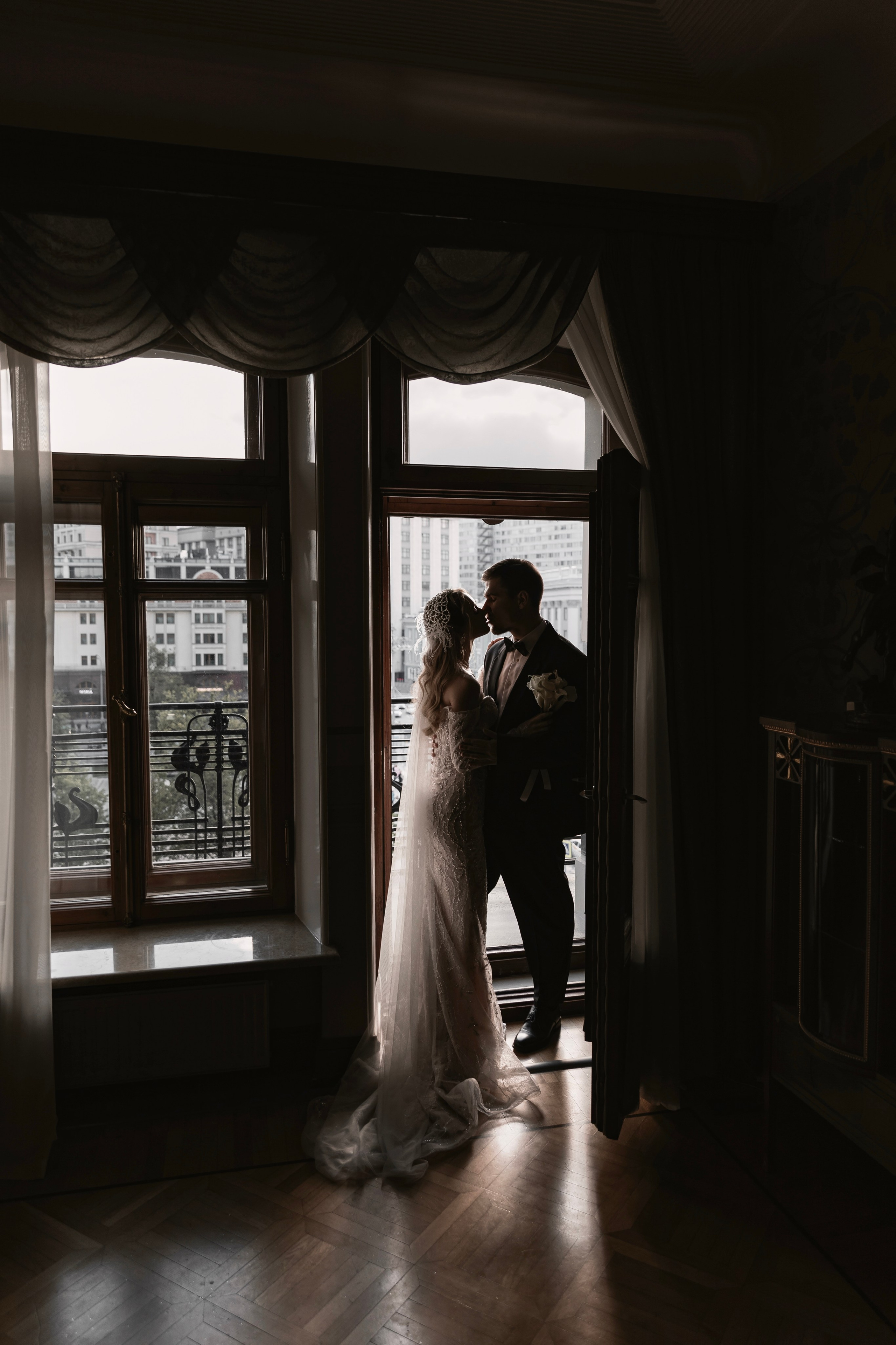 Свадебная Фотосессия в отеле Metropol. Главная