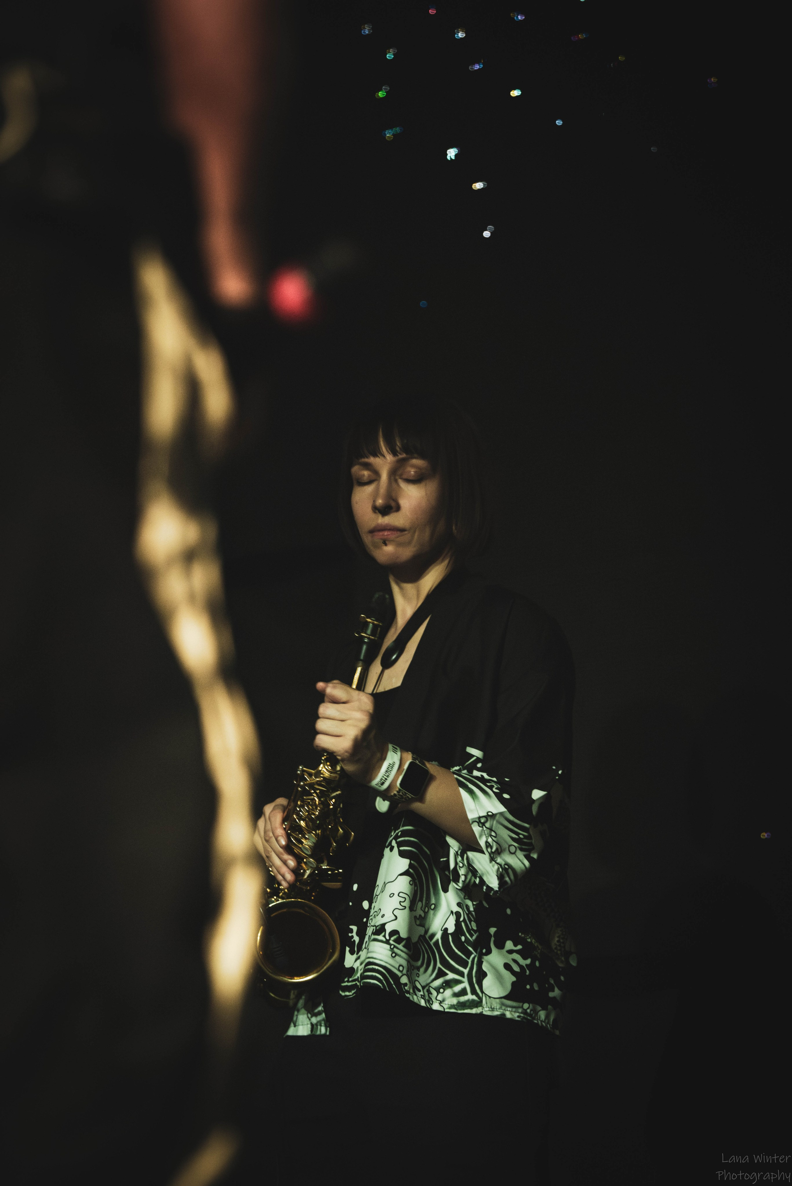 7000$ (29 июня 2025 года, Москва, клуб Урбан). Фотограф Светлана Блинова, Москва и Московская область