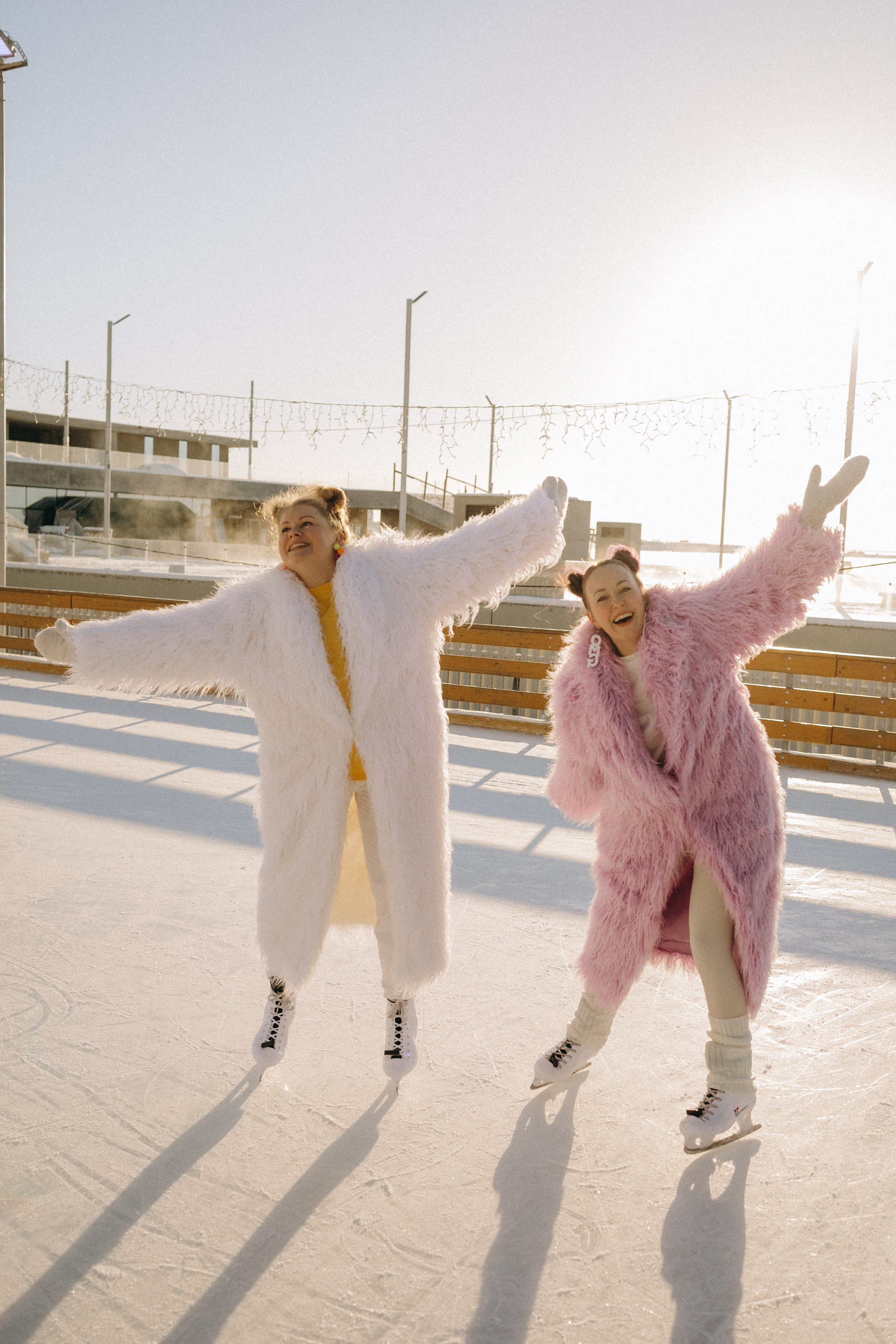 Катя, Арина. Главная