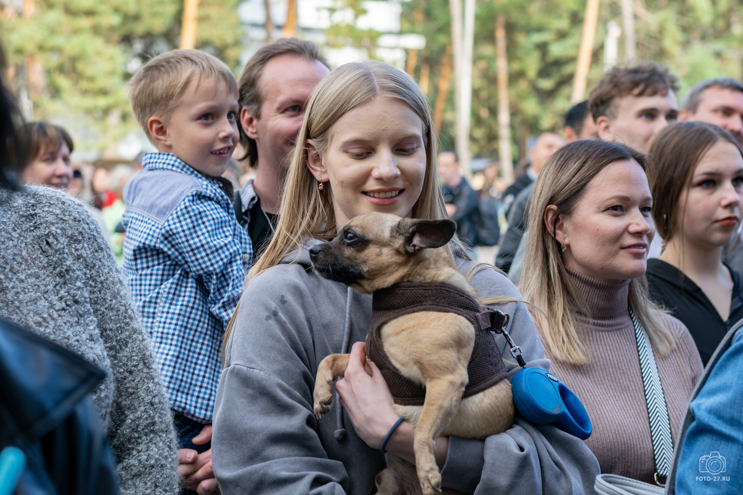 Антон Курдюмов фотограф в Хабаровске Рина Курдюмова фото27 foto27 Антон Дорофеев репортажный репортаж документалист Тони и Рина фотосоздатели Международный фестиваль Рок в защиту животных Хабаровск