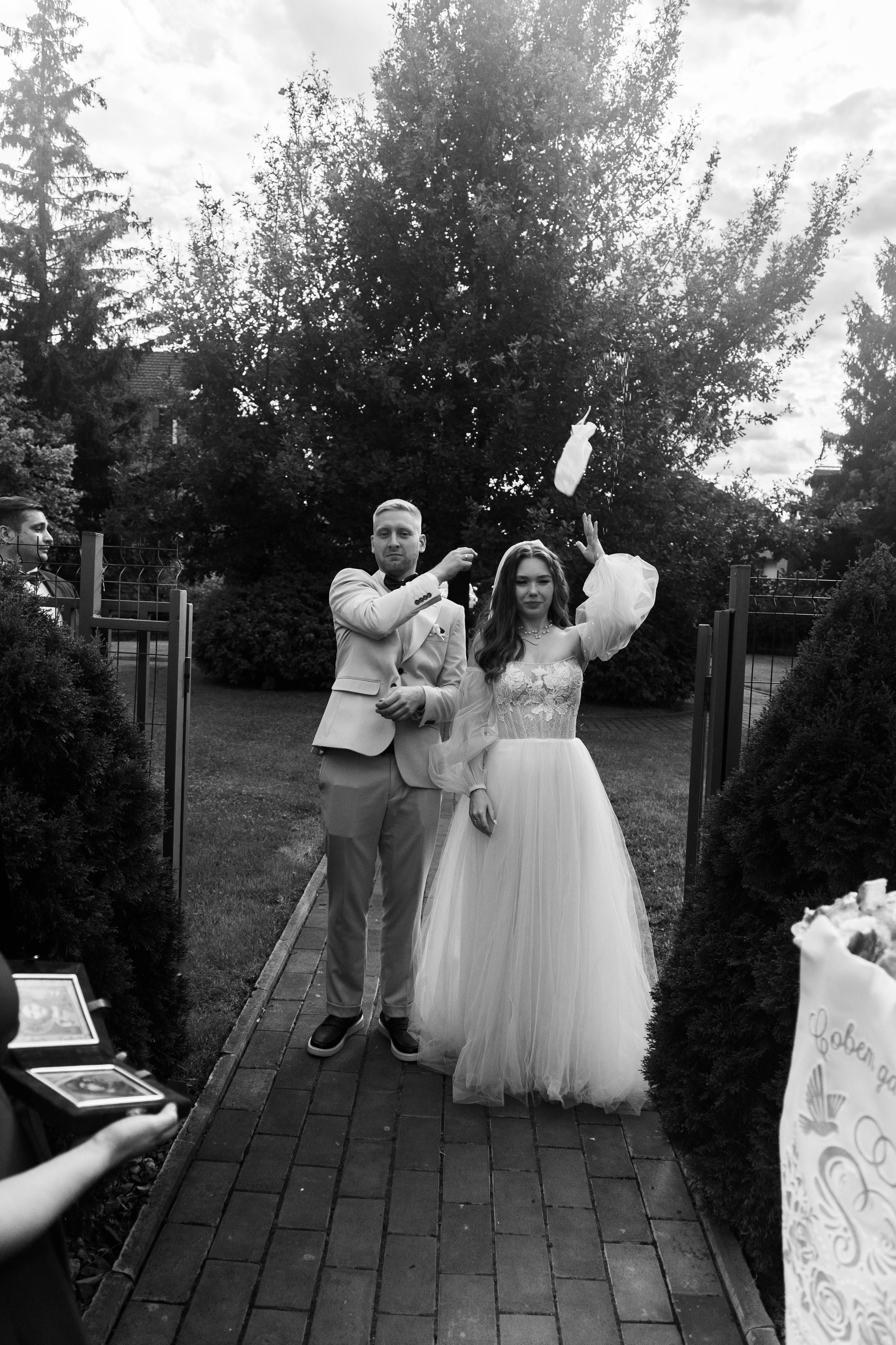 Свадебная фотосессия свадебный фотограф Татьяна Марсуверских свадебная фотопрогулка Москва Жуковский. Фотограф для маркетплейсов, фотоуслуги в Жуковском Татьяна Марсуверских