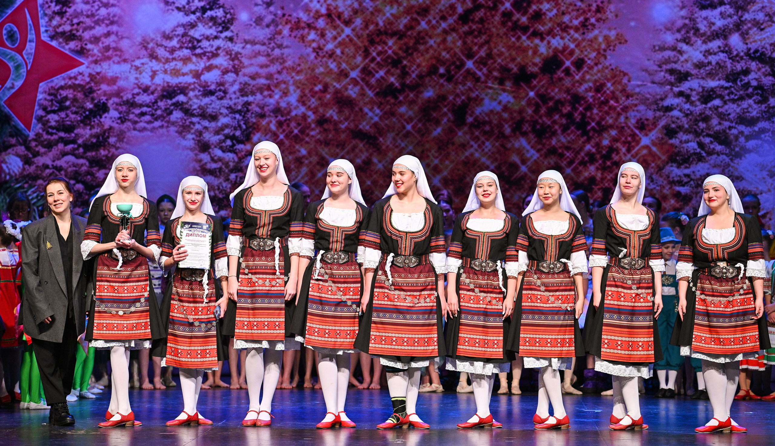 14.11.2024 «Новогодний Звездопад Талантов» Фестивальное движение «Шаг к мечте» г. Москва. Медиастудия Фото Концепт