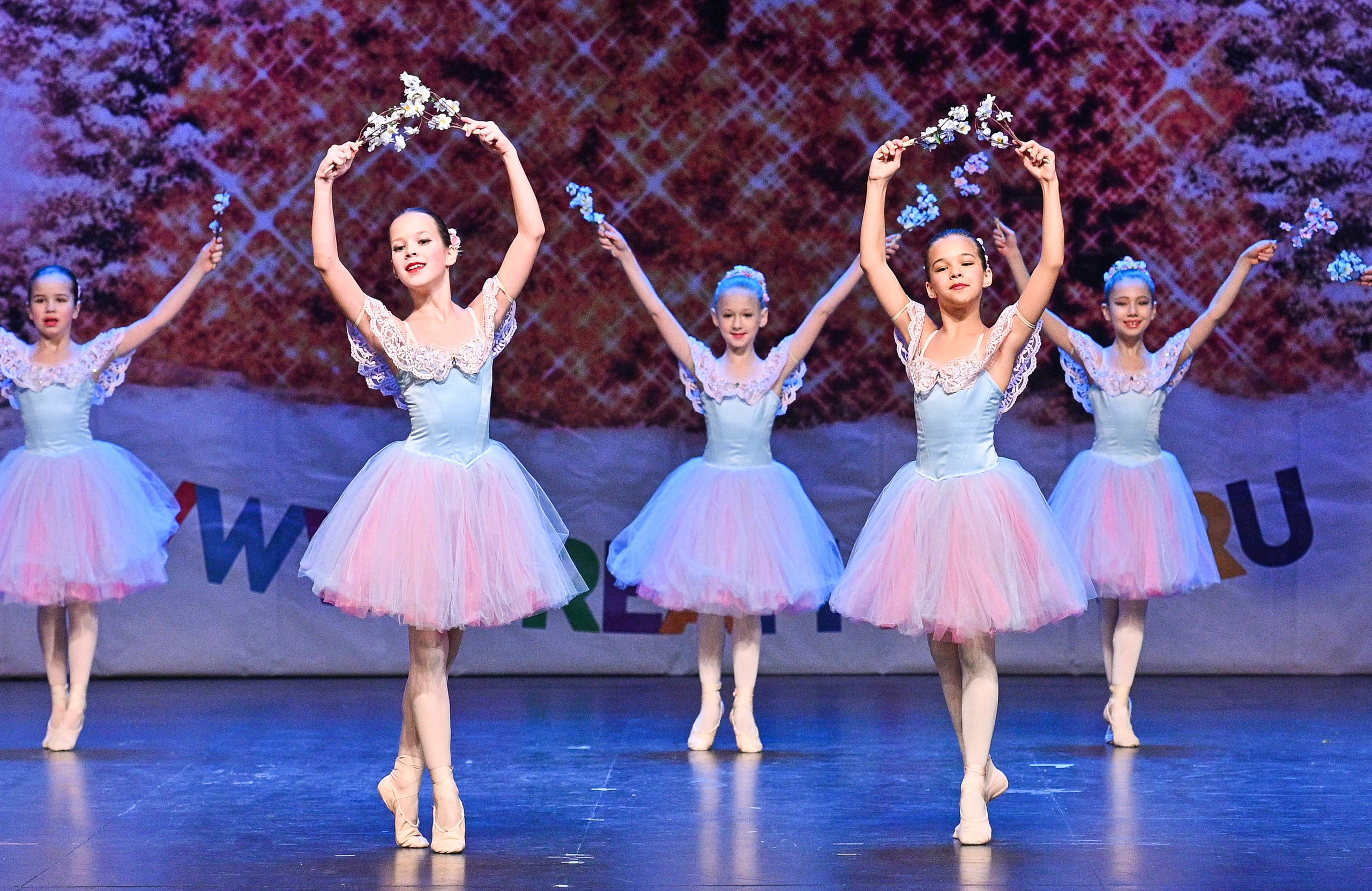 14.11.2024 «Новогодний Звездопад Талантов» Фестивальное движение «Шаг к мечте» г. Москва. Медиастудия Фото Концепт